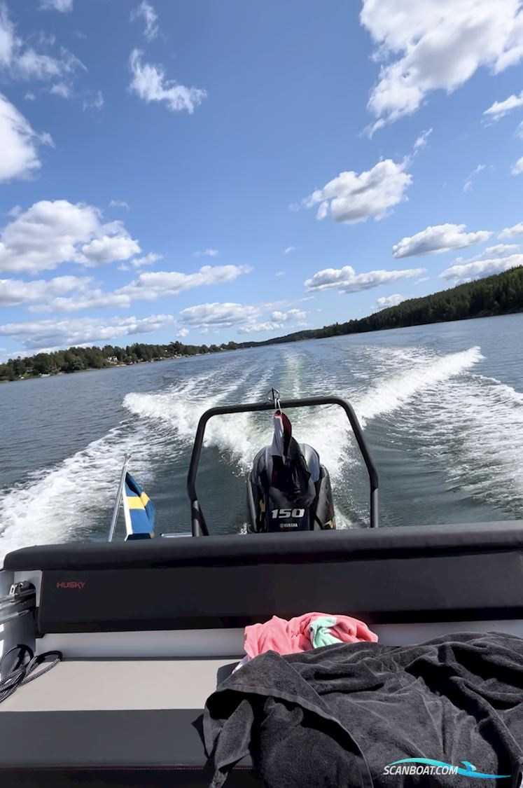 Finnmaster Husky R6 Black Edition