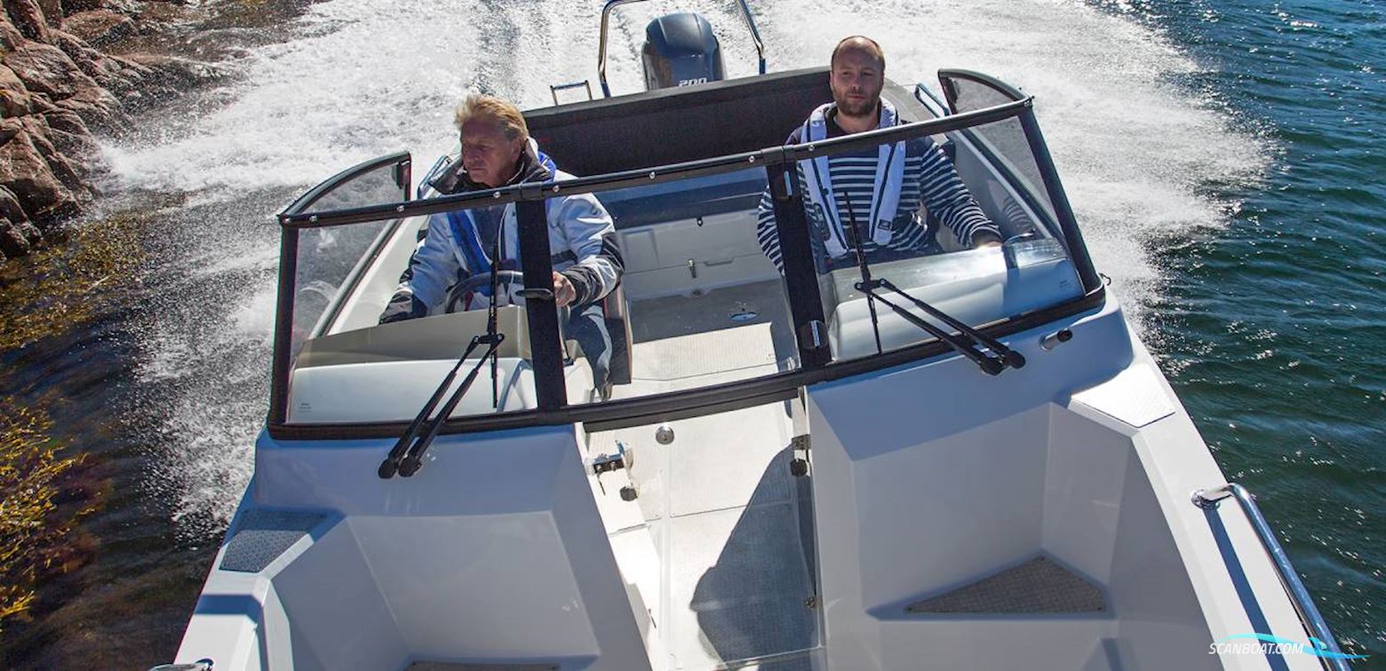 Finnmaster Husky R7 - Yamaha 150 HK/Udstyr