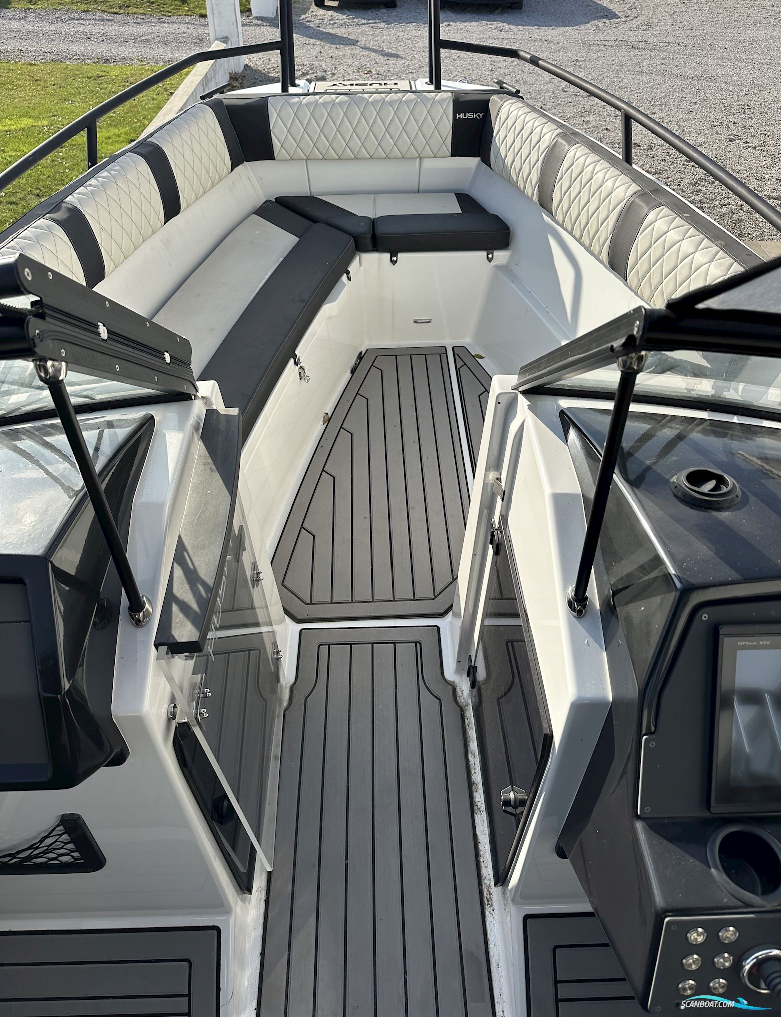 FINNMASTER Husky R8 S