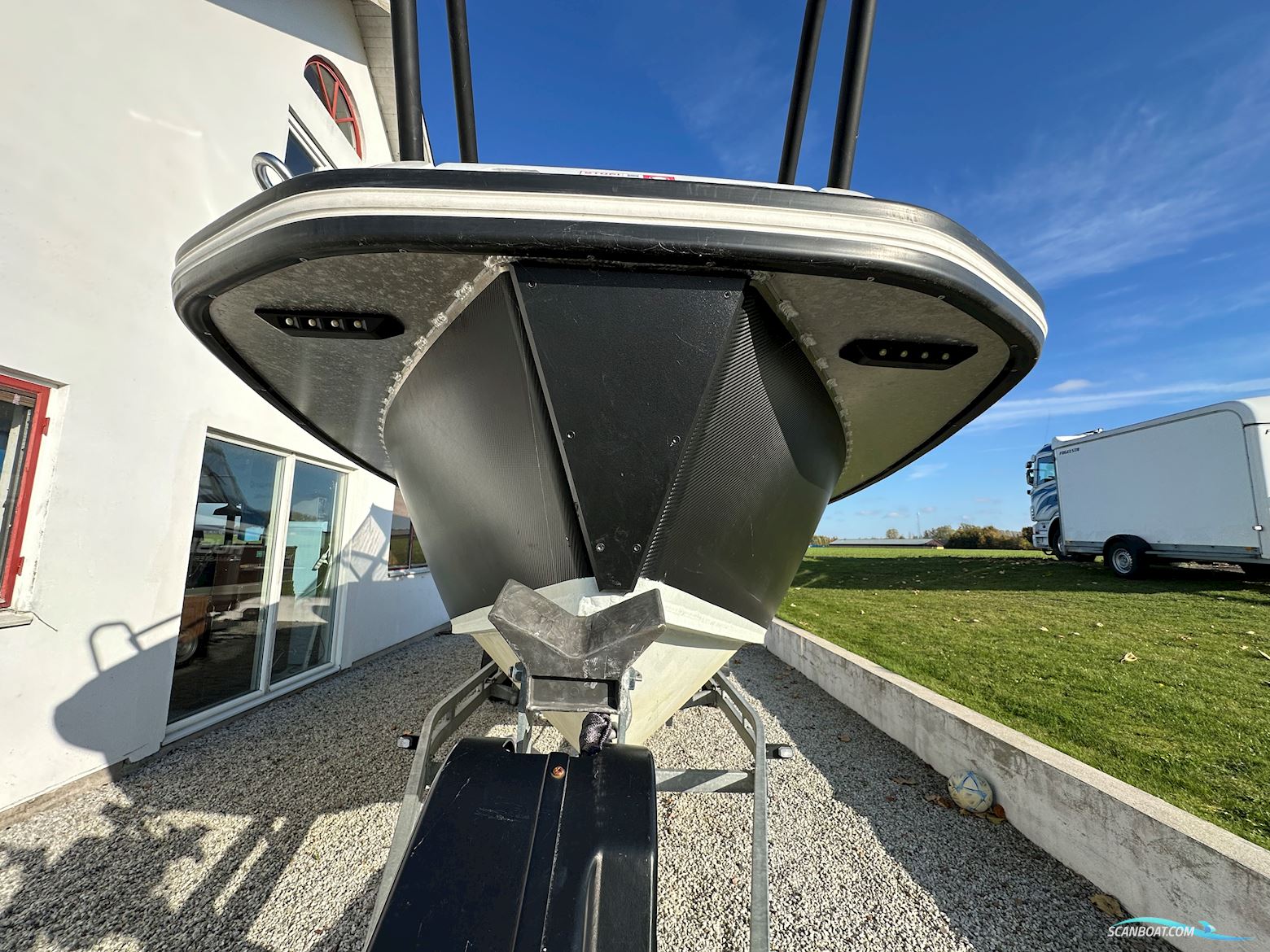 FINNMASTER Husky R8 S