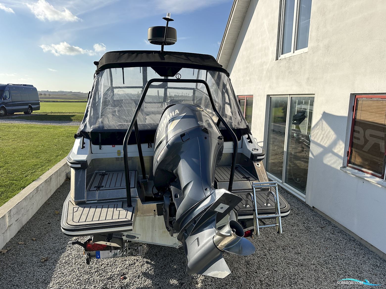 FINNMASTER Husky R8 S