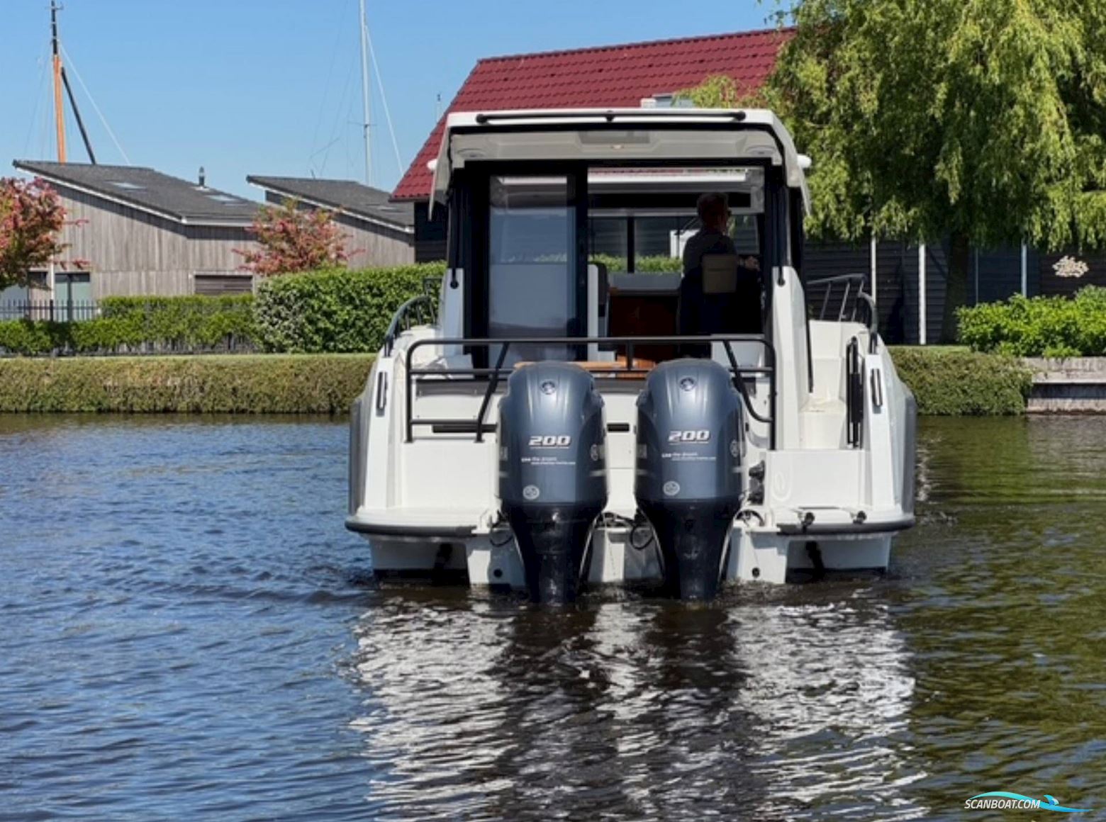 Finnmaster Pilot 8 - 2 X F200 Yamaha/Udstyr