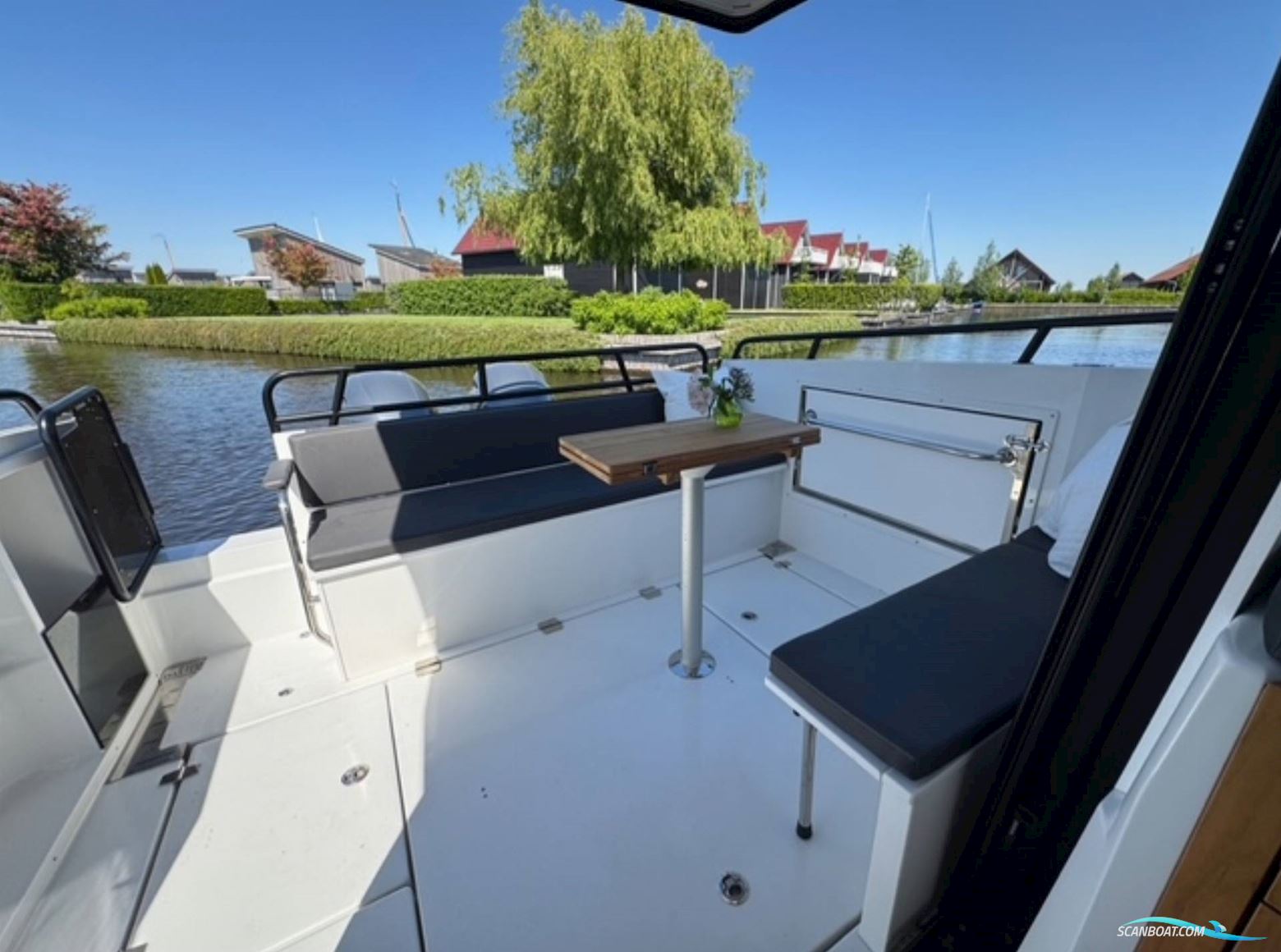 Finnmaster Pilot 8 - 2 X F200 Yamaha/Udstyr