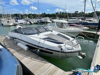 FINNMASTER T7 Motorboot 2022, mit Yamaha motor, England