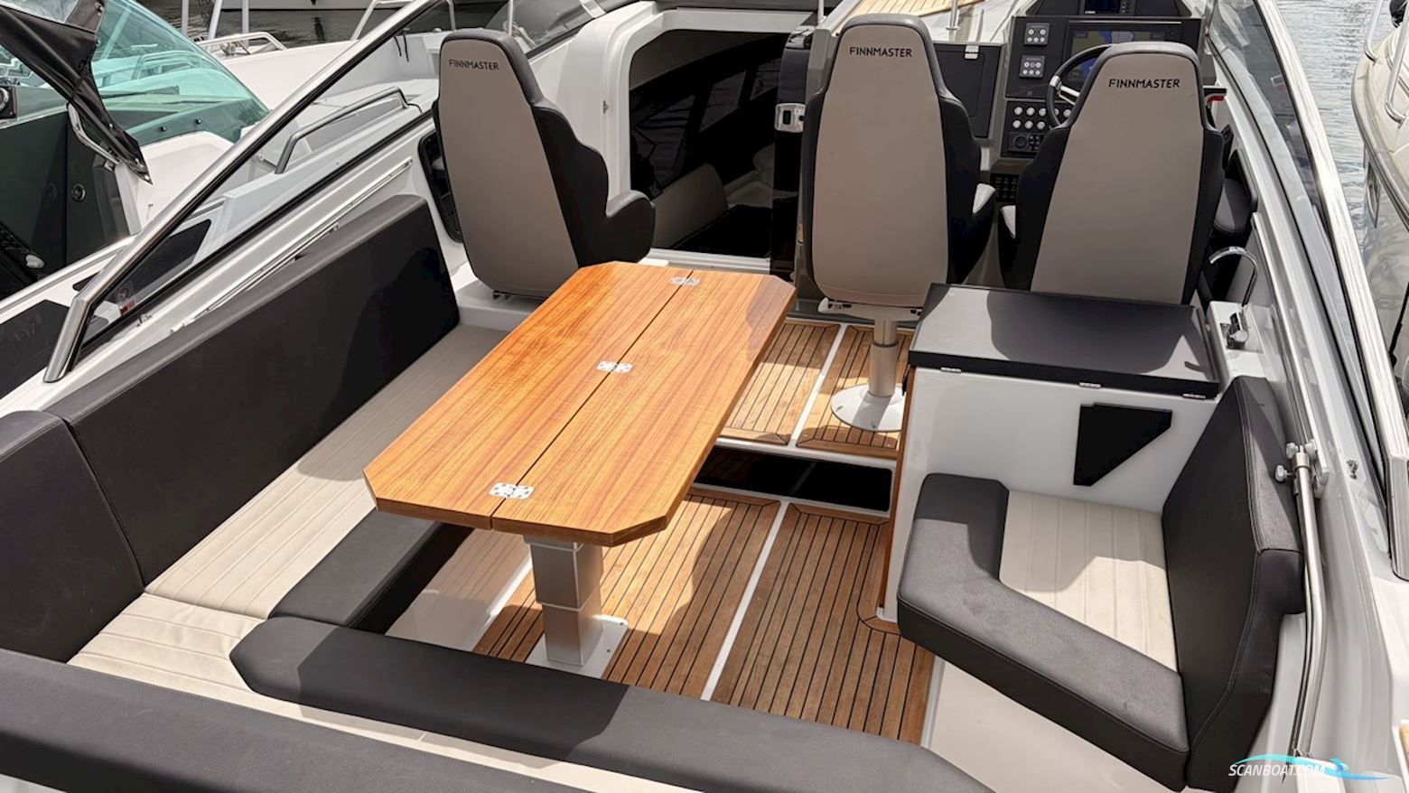 FINNMASTER T8