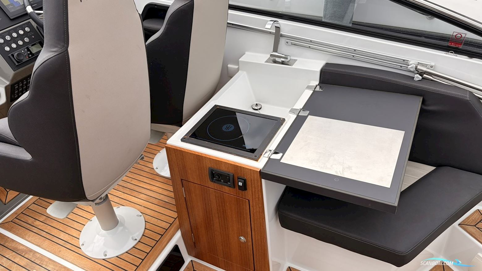 FINNMASTER T8