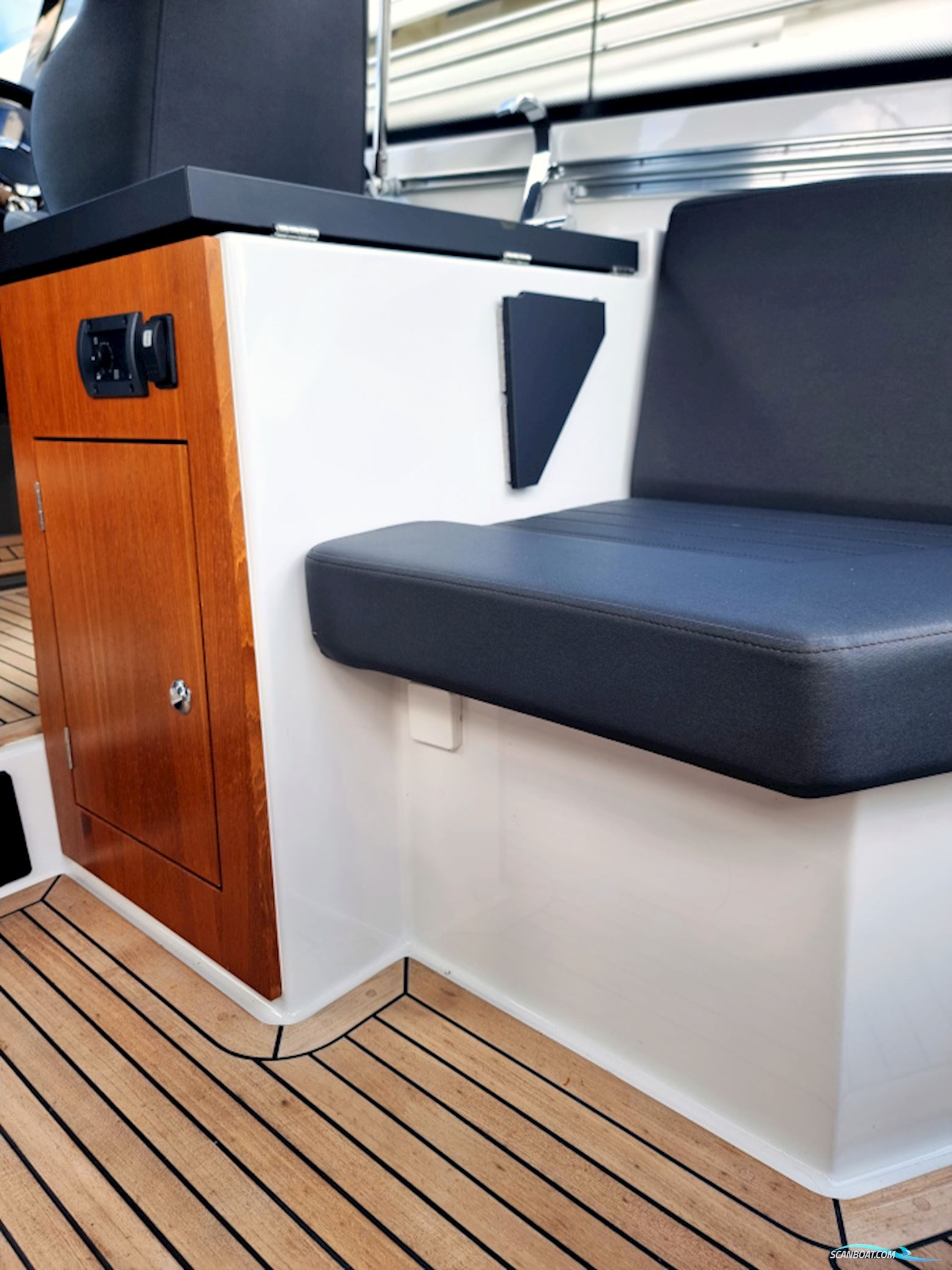 Finnmaster T8 Yamaha F300 XSB2 2022