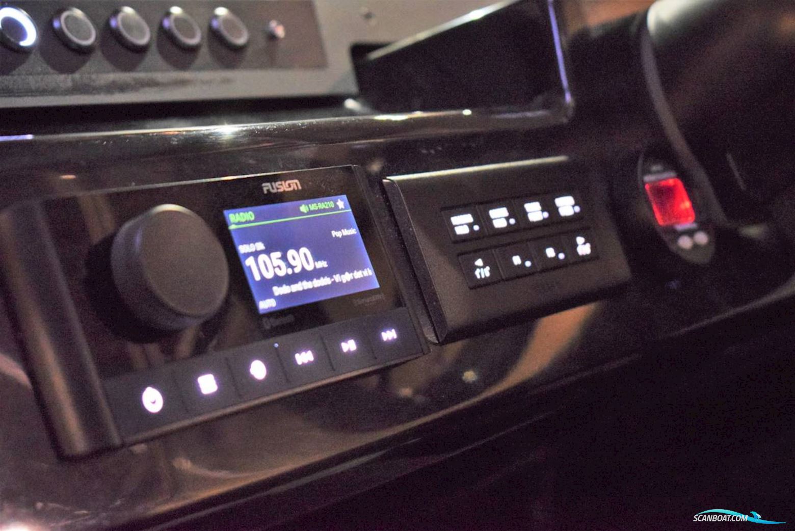 Finnmaster T9 - 2 X F300 (600 HK)/Udstyr