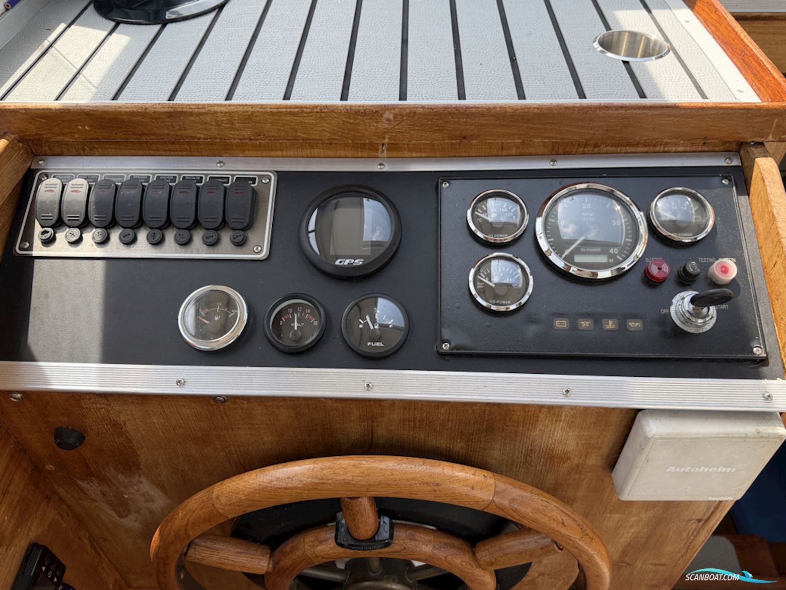 Fisher 30 MS