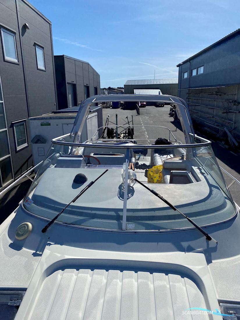 Fjord Dolphin 975
