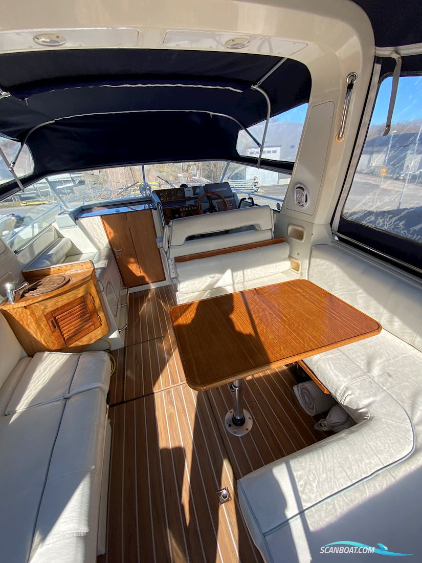 Fjord Dolphin 975