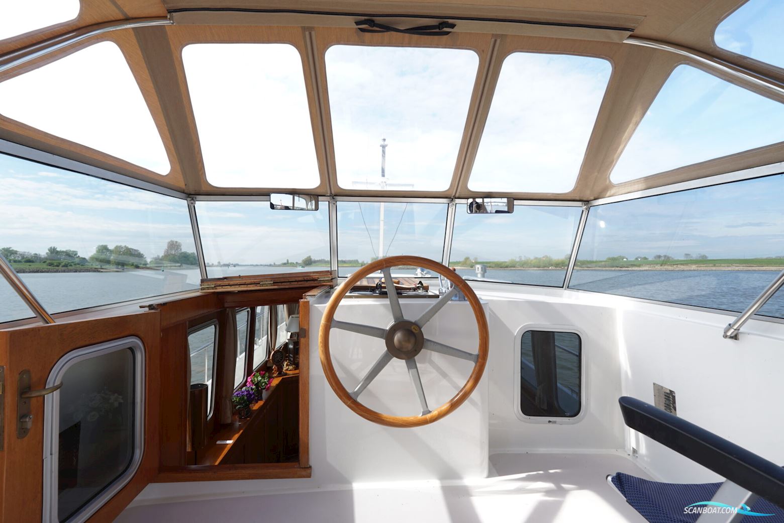 Flevo Spiegelkotter 12.50 AK Cabrio