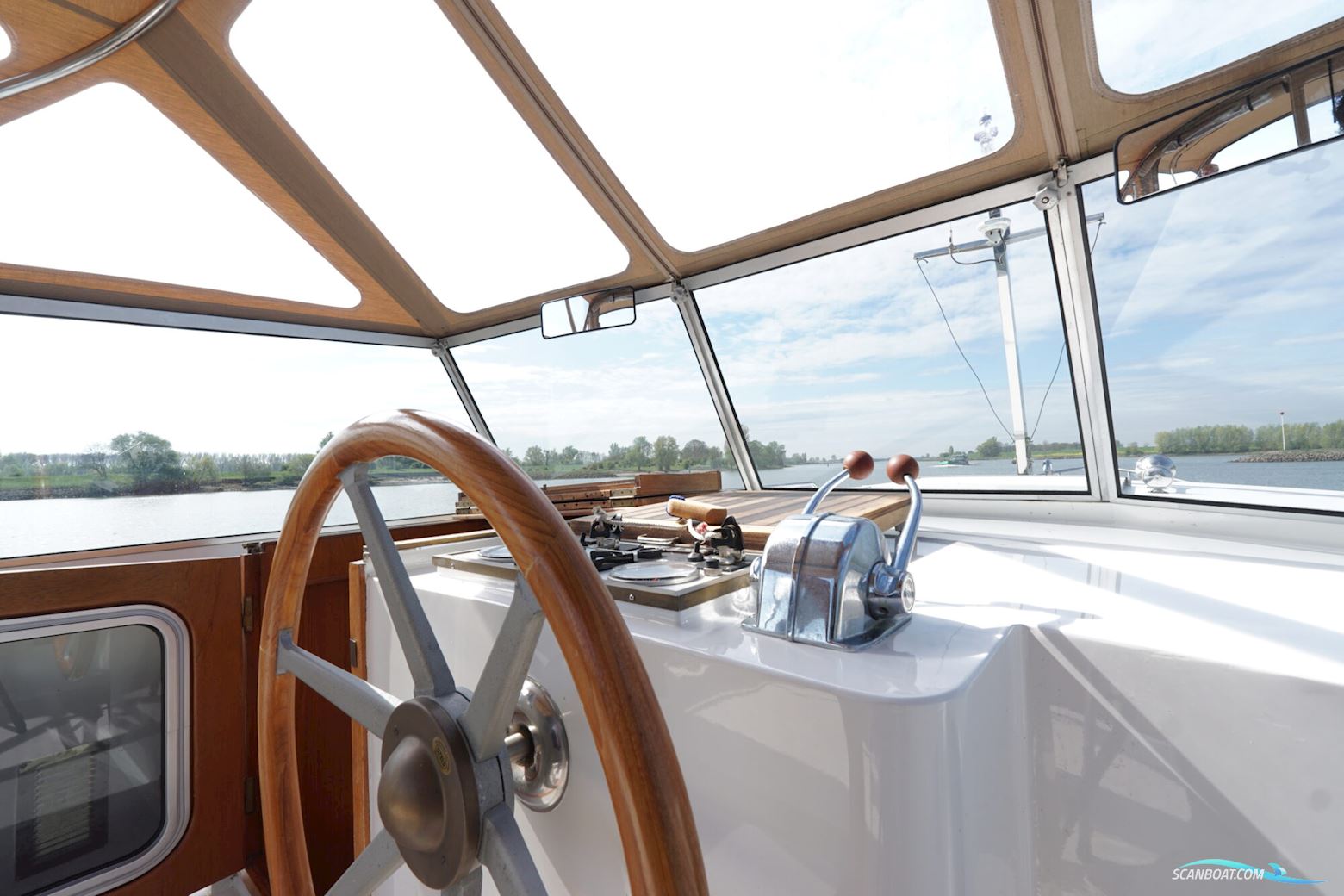 Flevo Spiegelkotter 12.50 AK Cabrio