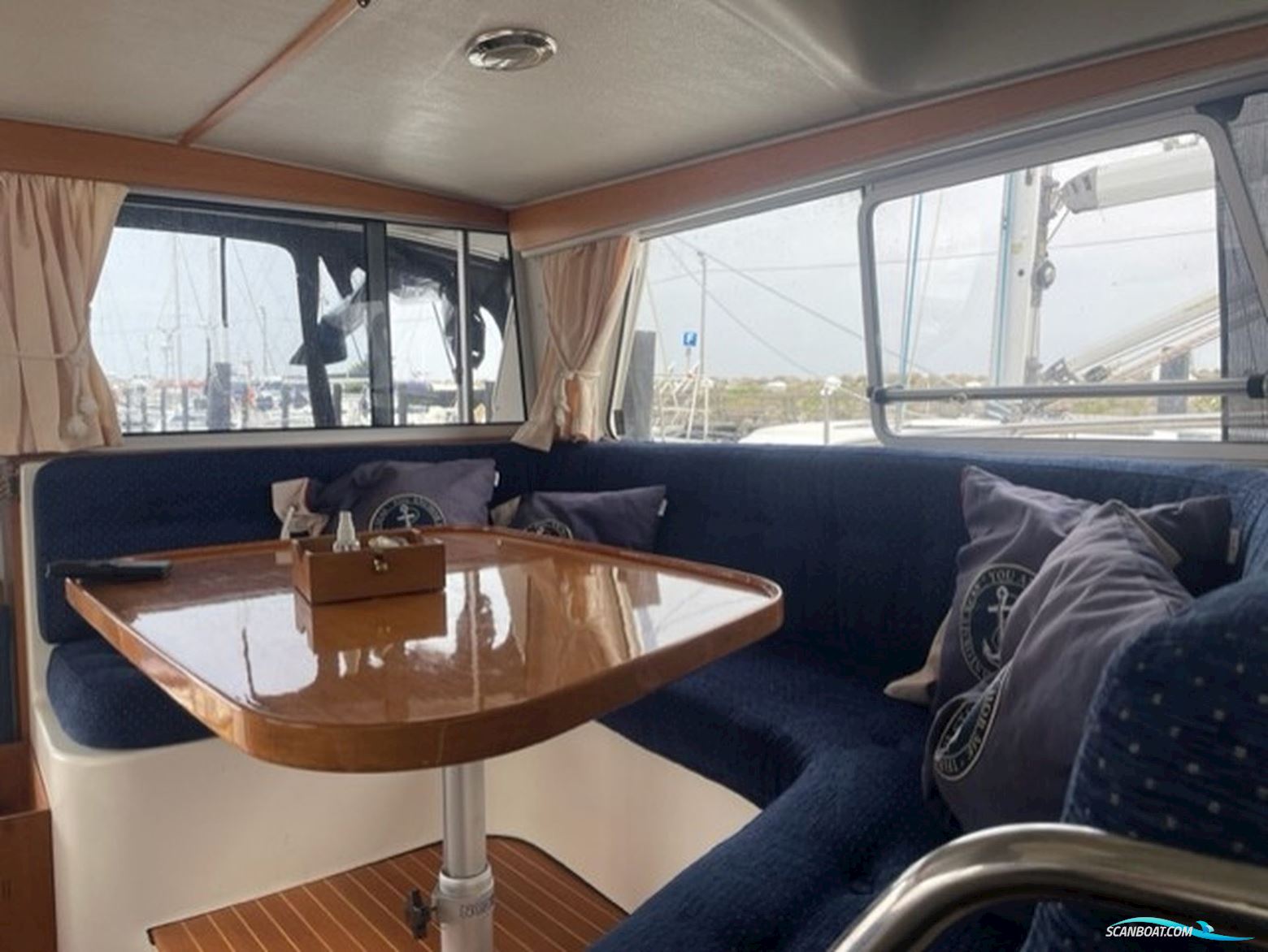 Forbina 11000 Flybridge Svenskbyggd kvalitetsbåt i toppskick