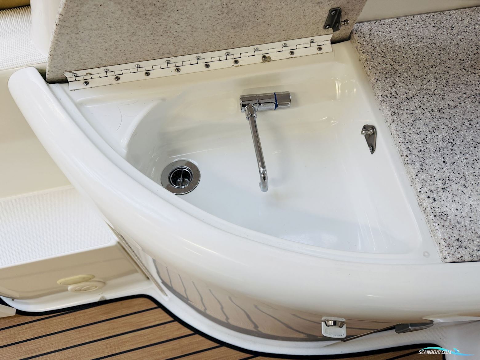 Formula 40 Performance Cruiser