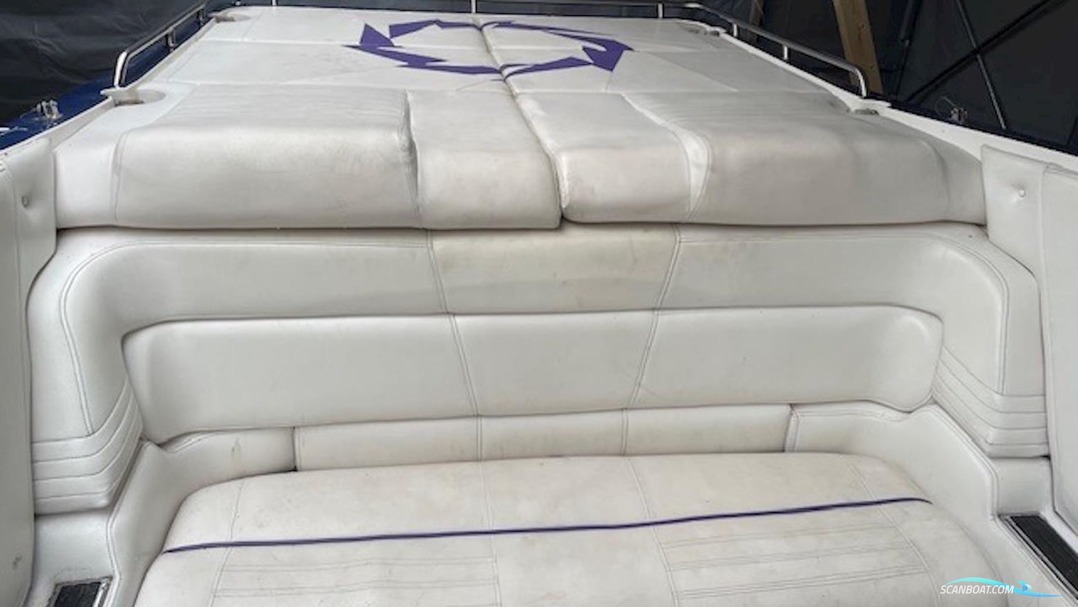 Fountain 42 Lightning