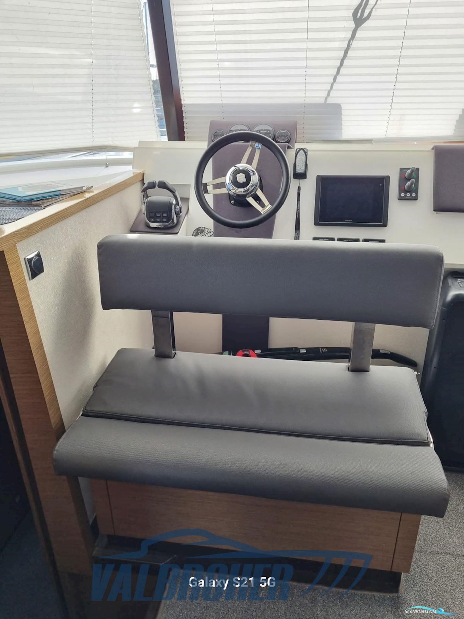 Fountaine Pajot Pajot 37