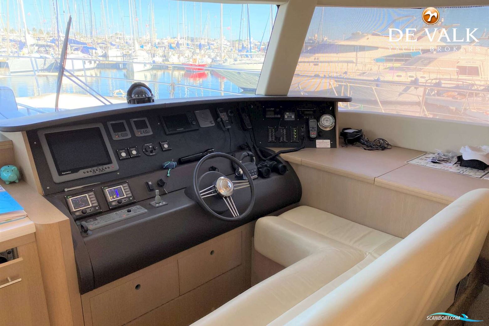 Fountaine Pajot Queensland 55