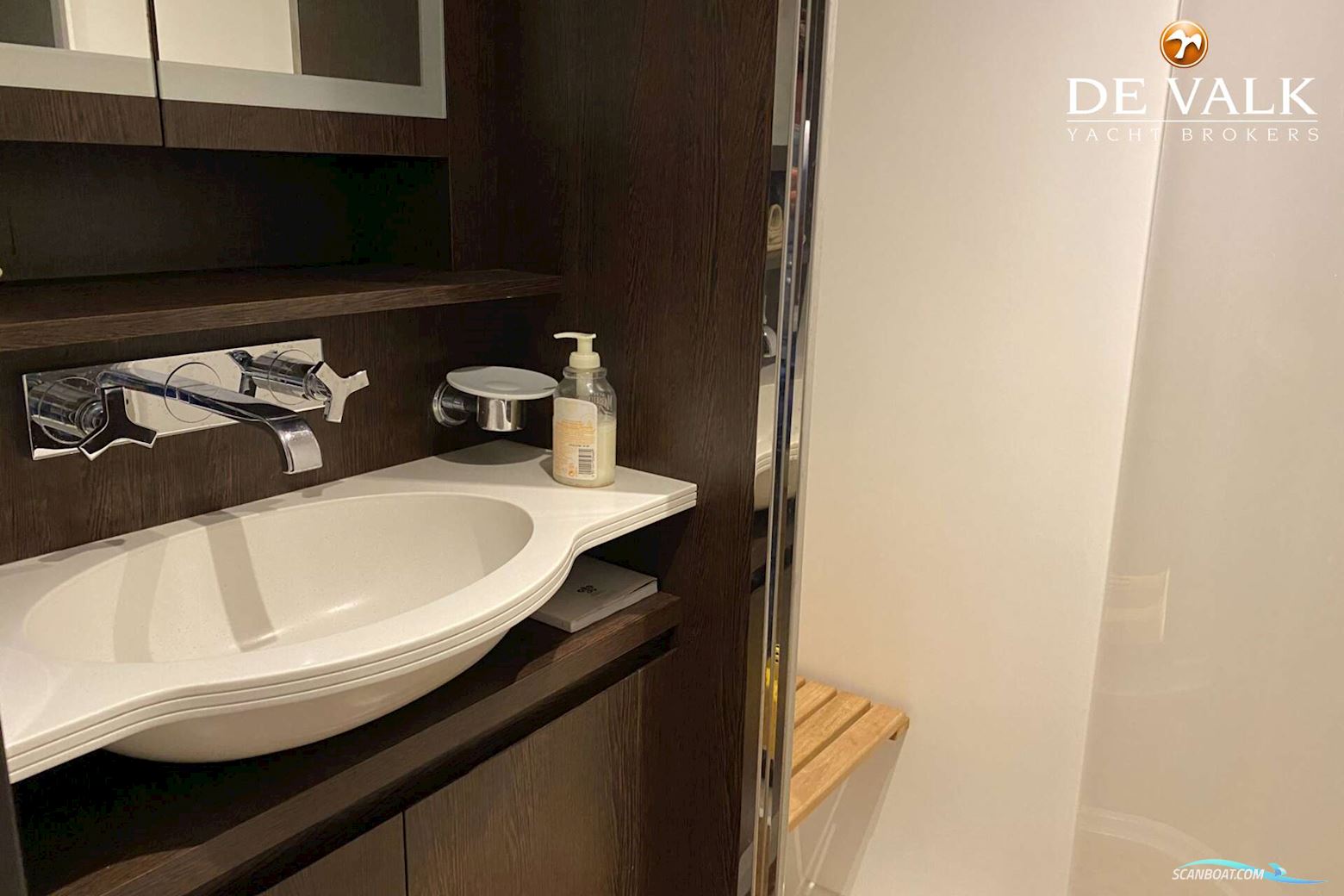 Fountaine Pajot Queensland 55