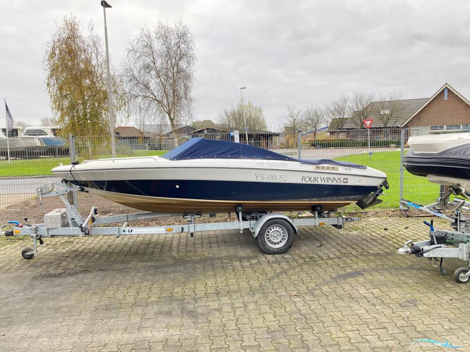 Four Winns  170 Freedom Closed deck