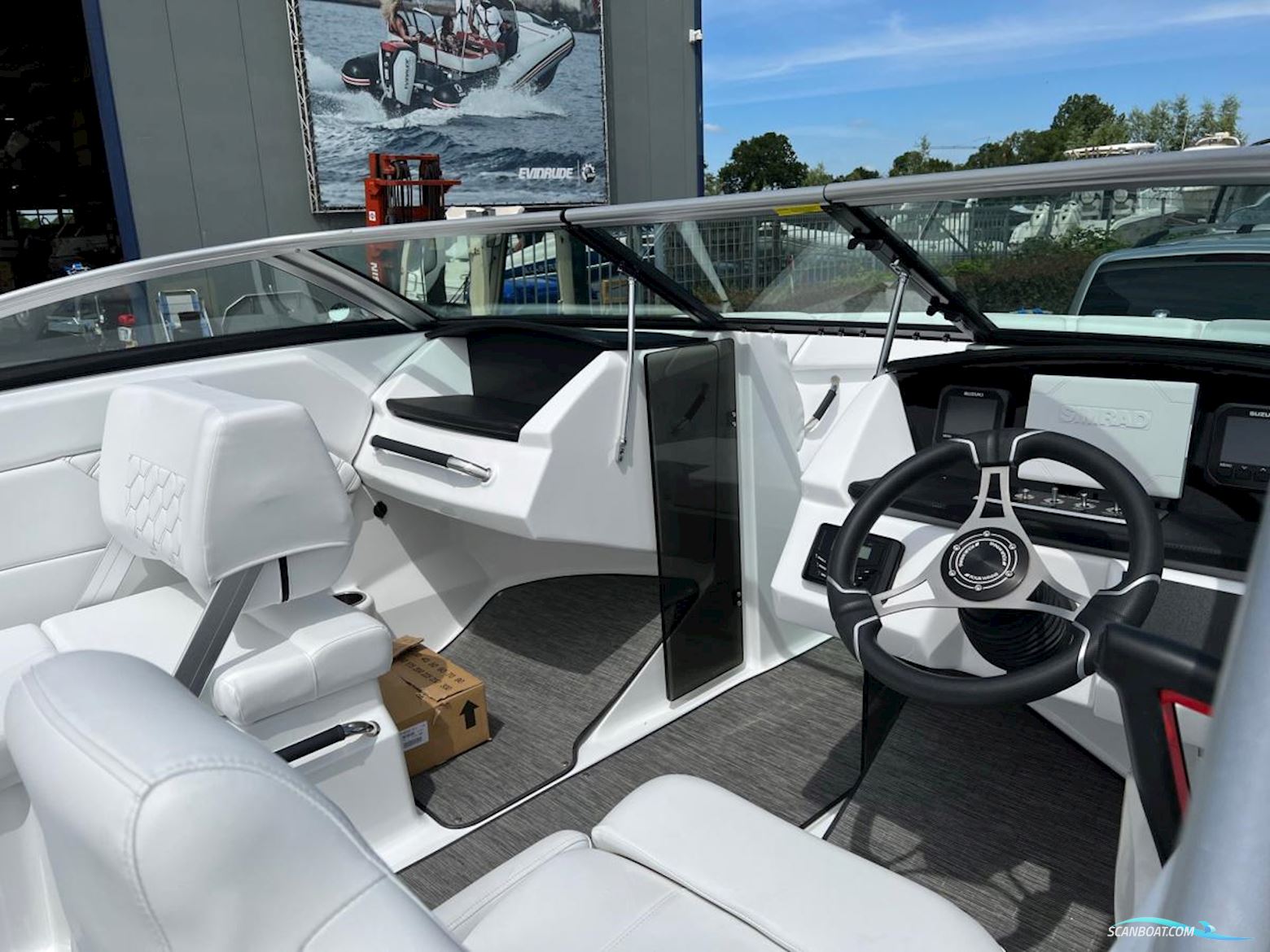 Four Winns  H1 OUTBOARD 21ft