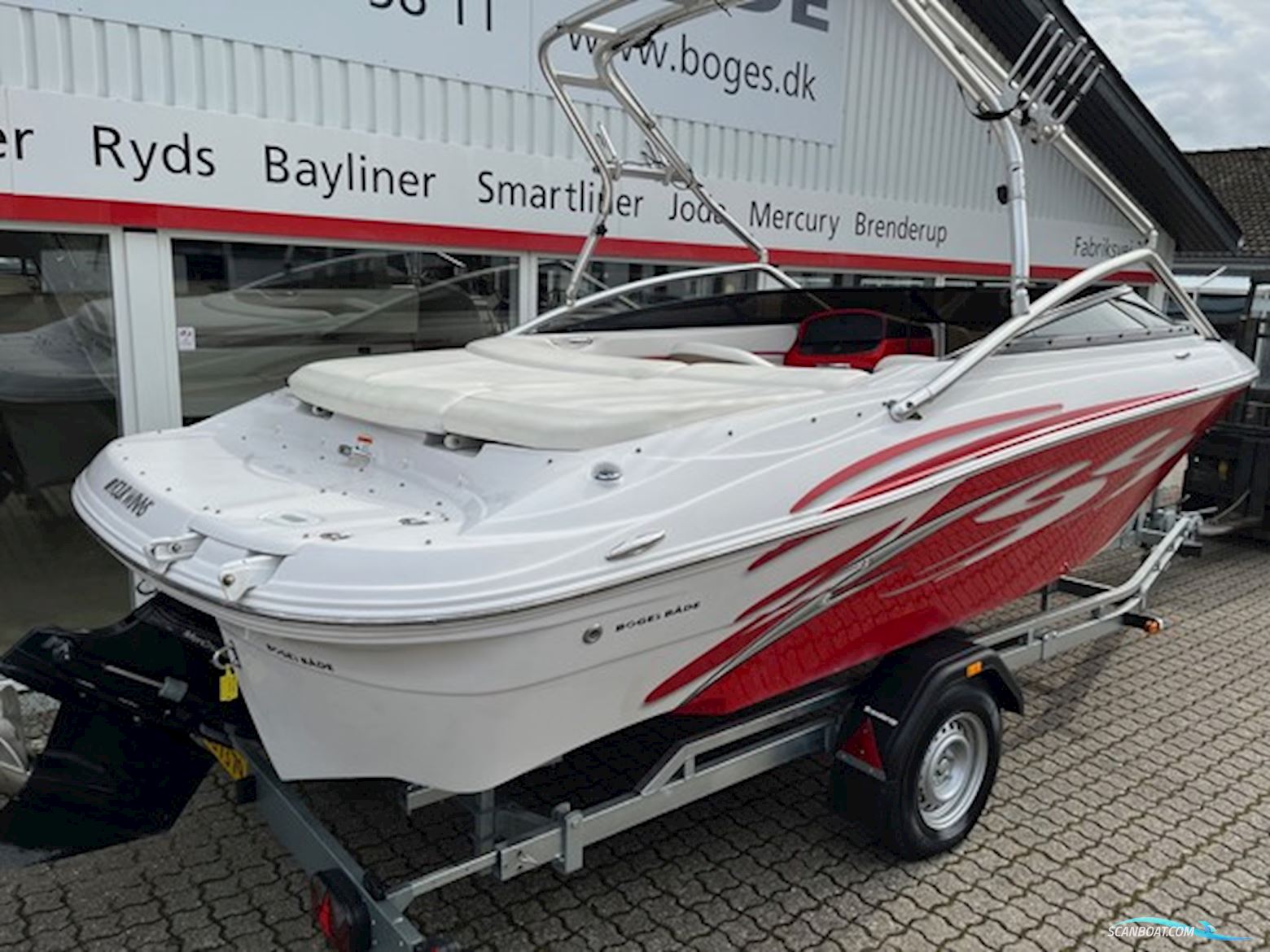 Four Winns 200 SS Med 300 hk Mercruiser 5,7L 350 Mag - Anvisningssalg