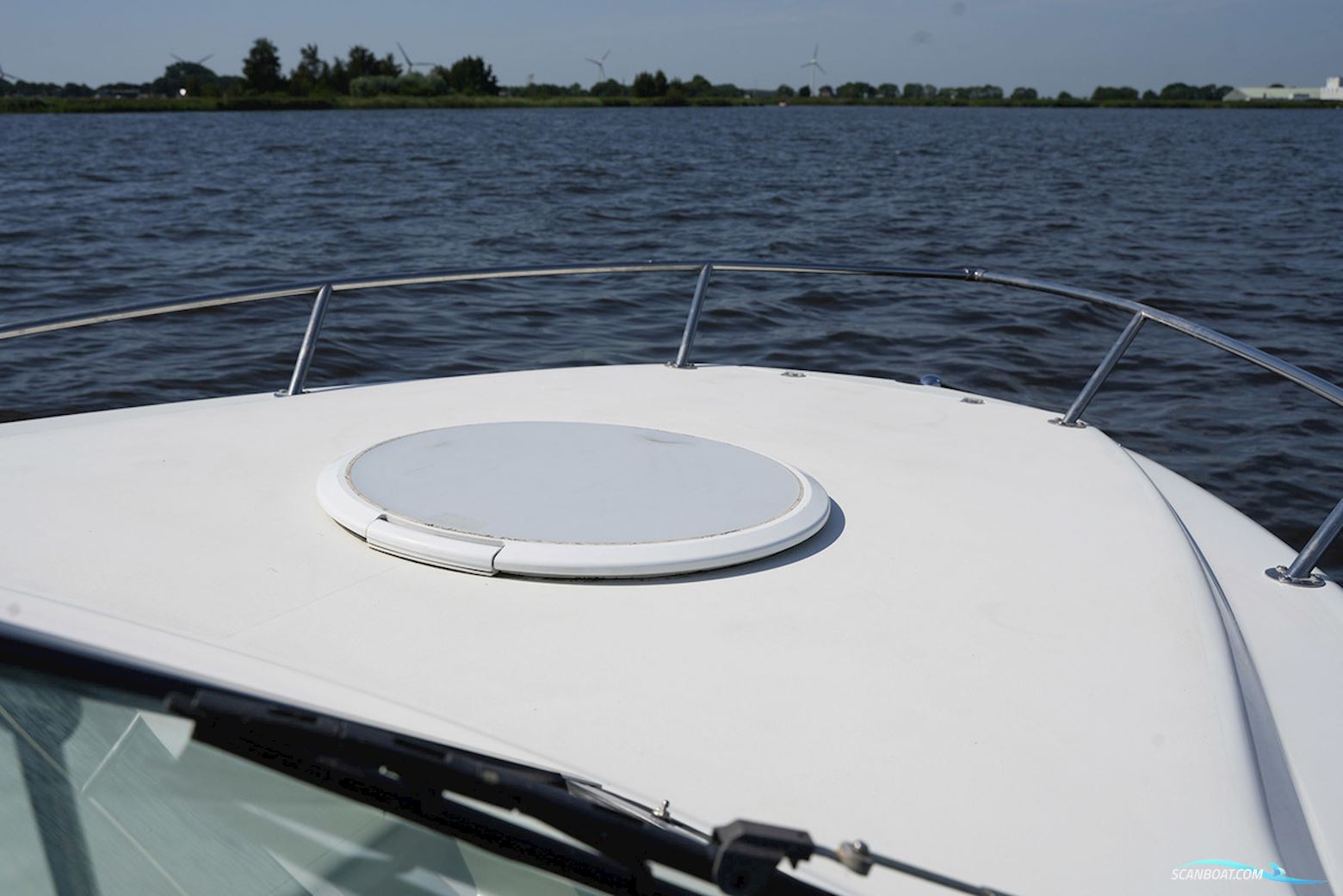 Four Winns 225 Sundowner