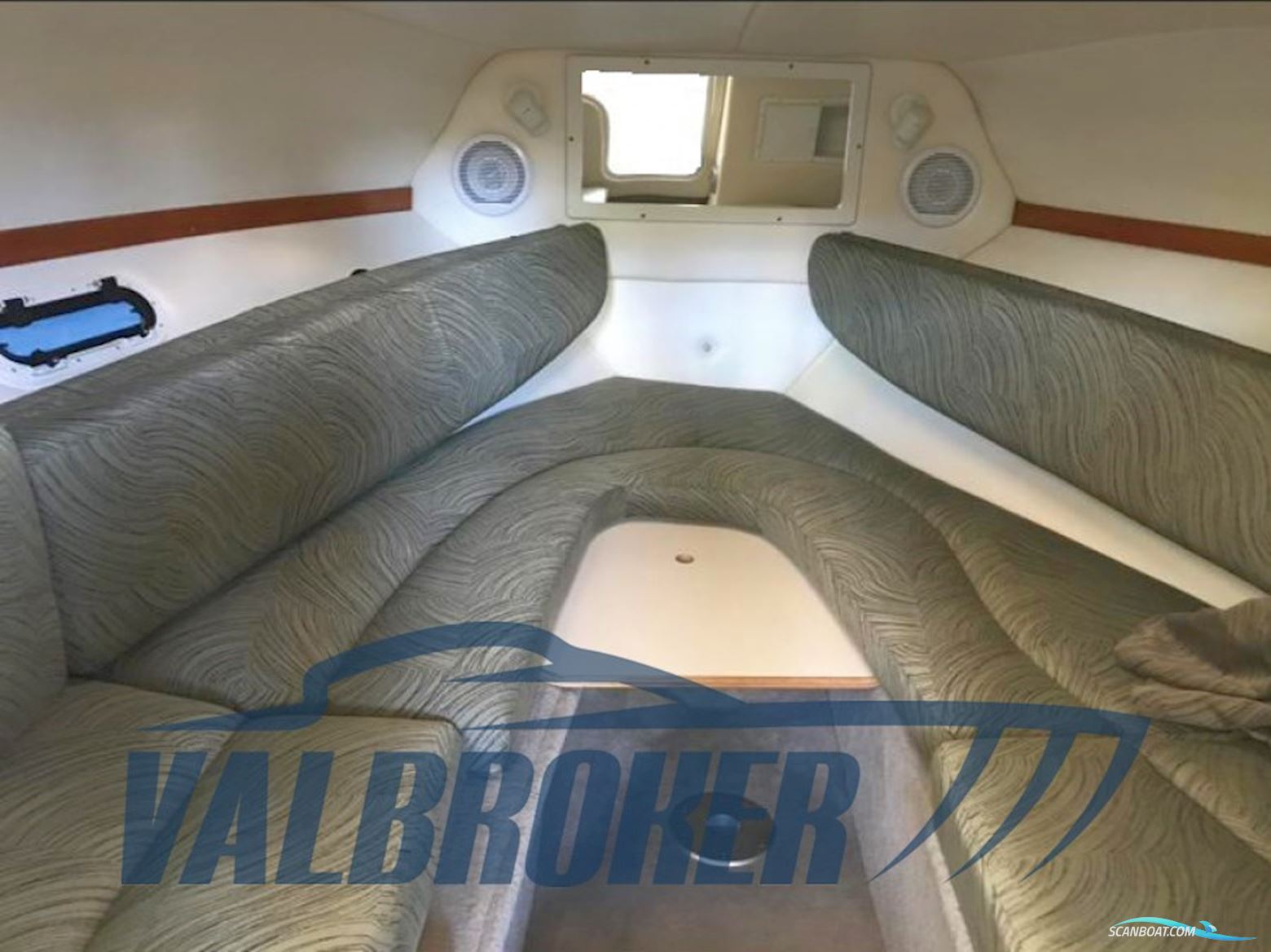 Four Winns 245 Sundowner