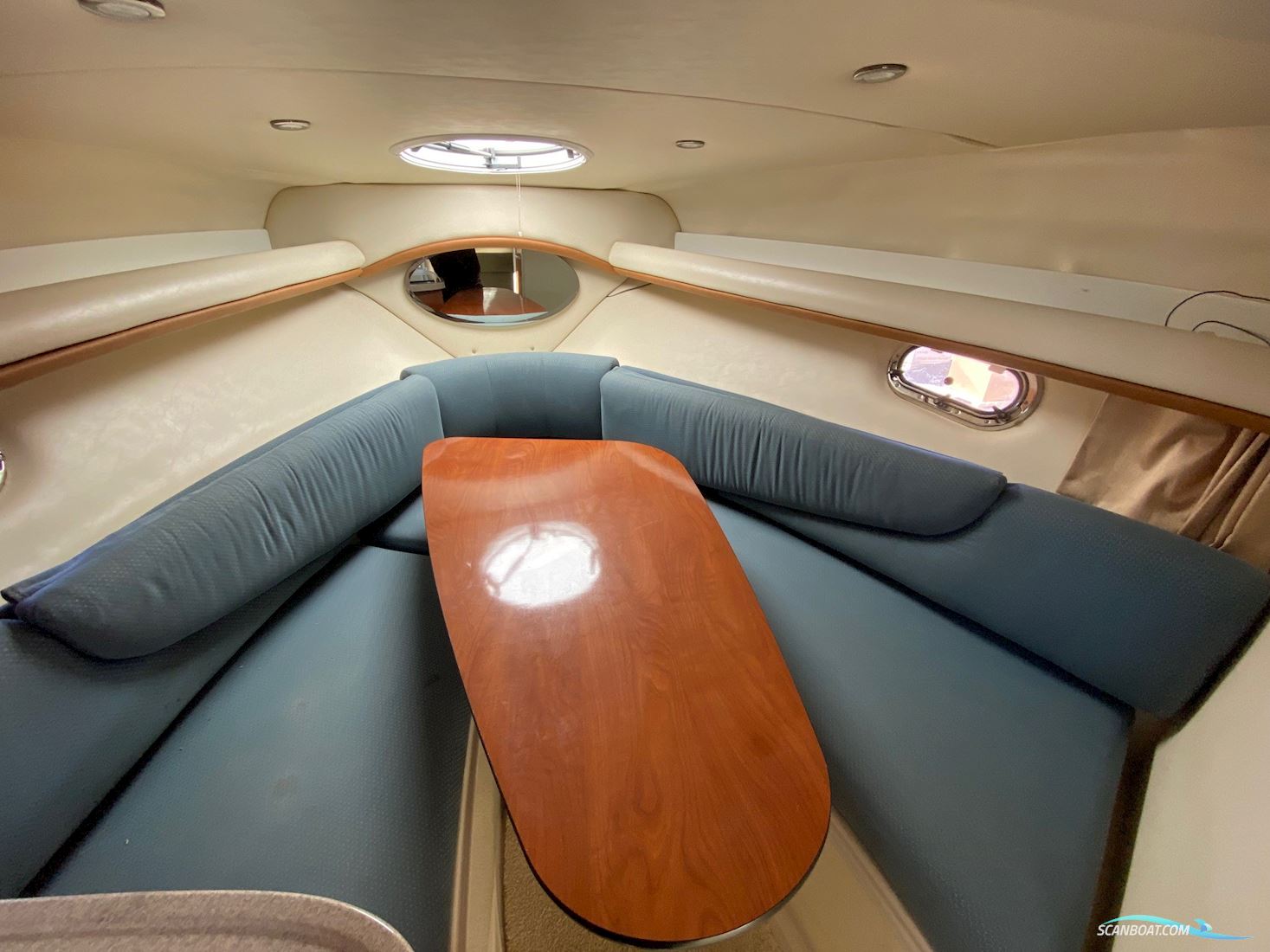 Four Winns 248 Vista Diesel