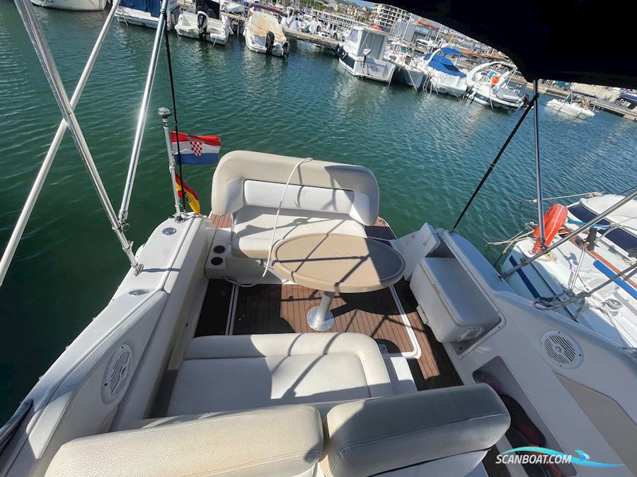 Four Winns 248 Vista