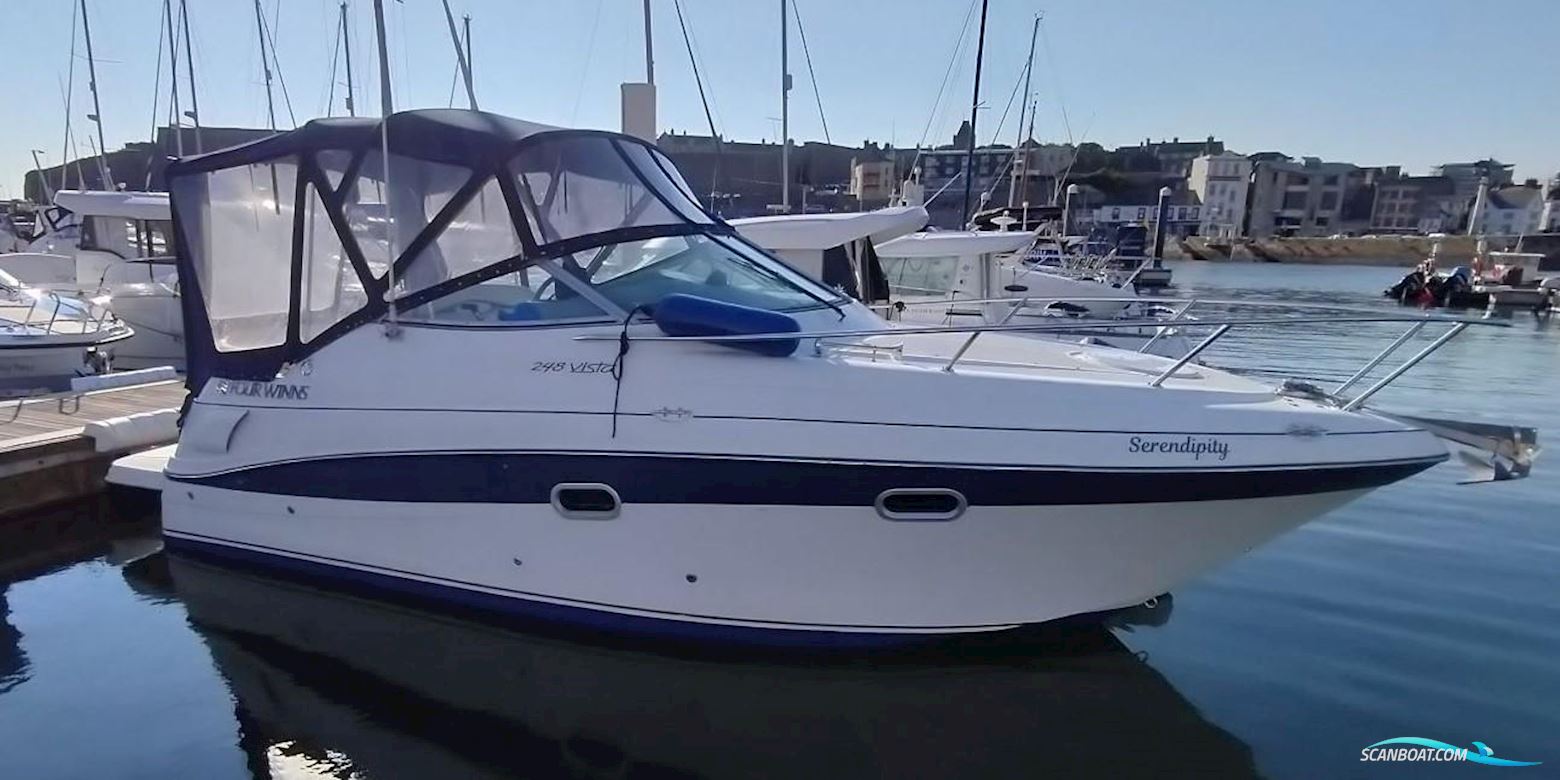 Four Winns 248 Vista Motorboot 2000, mit Volvo Penta motor, Dänemark