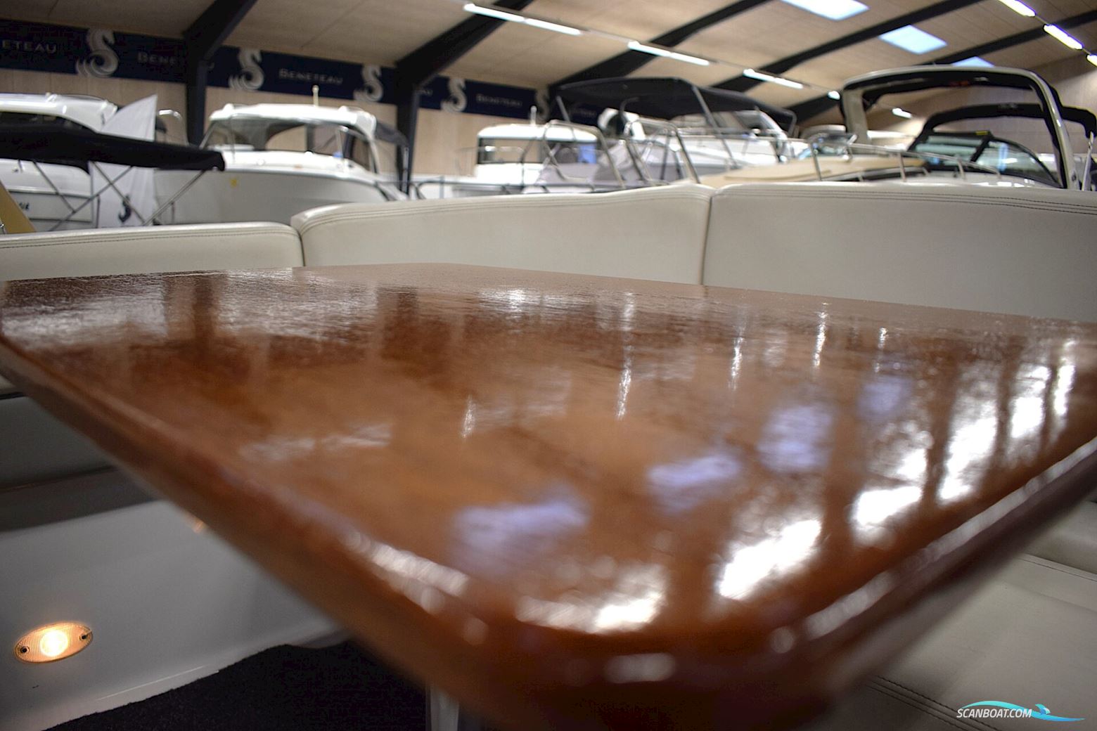 Four Winns 248 Vista – Solgt