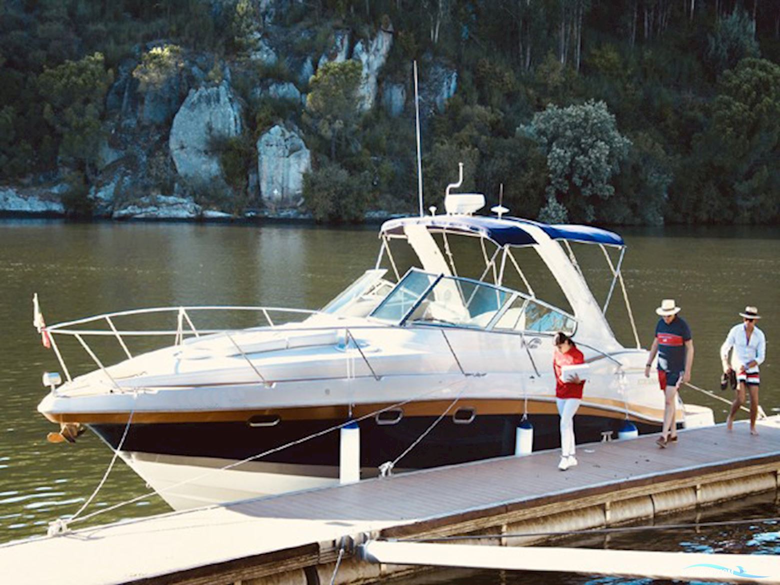 Four Winns 378 Vista – Ralph Lauren Limited Edition