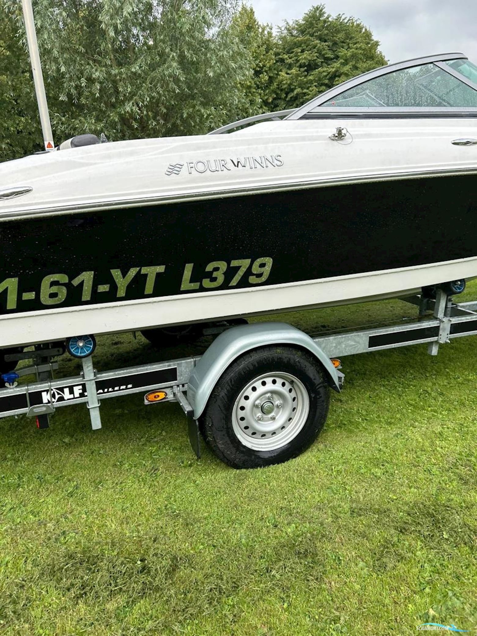 Four Winns H180 Bowrider Outboard