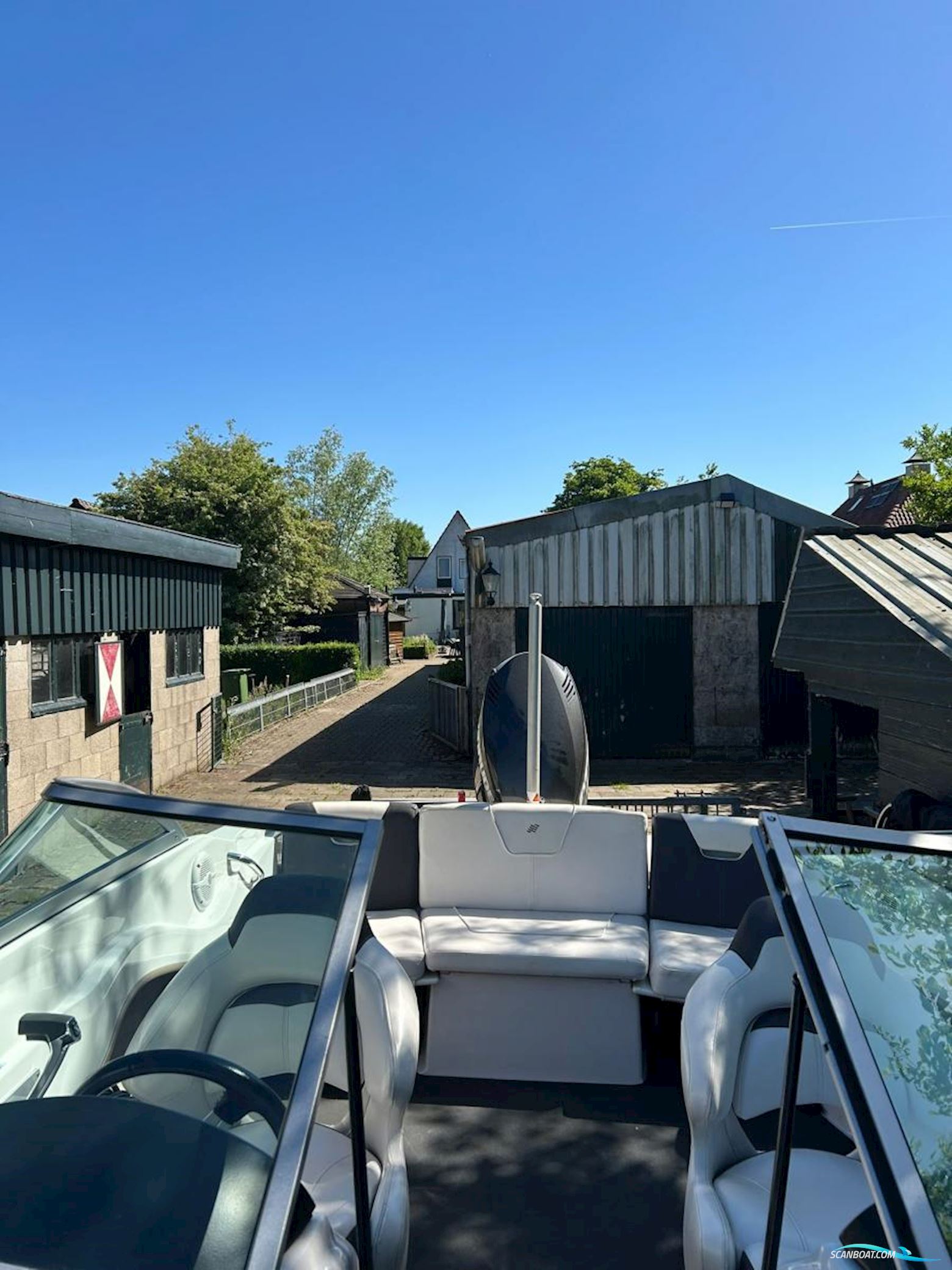 Four Winns H180 Bowrider Outboard