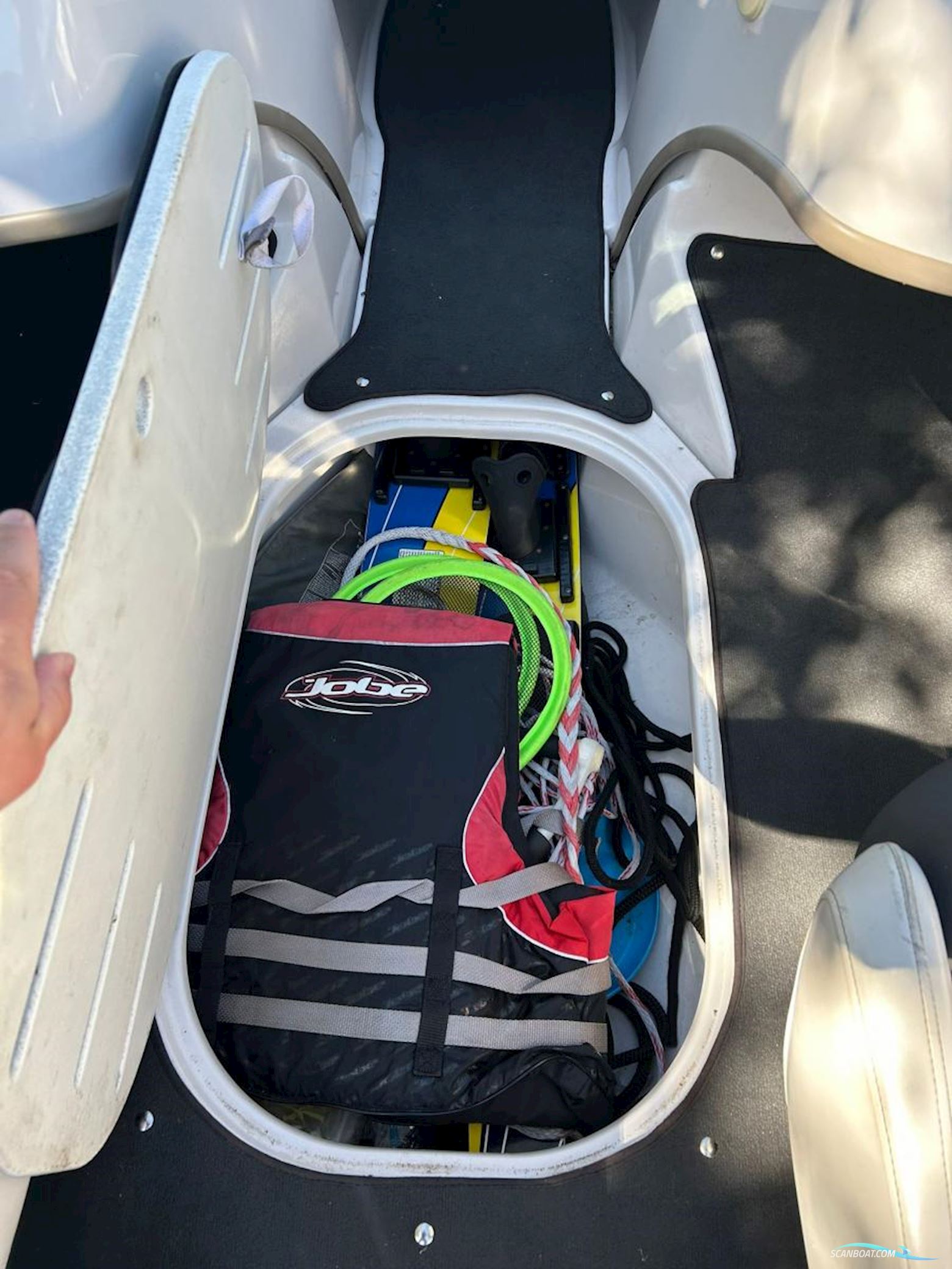 Four Winns H180 Bowrider Outboard