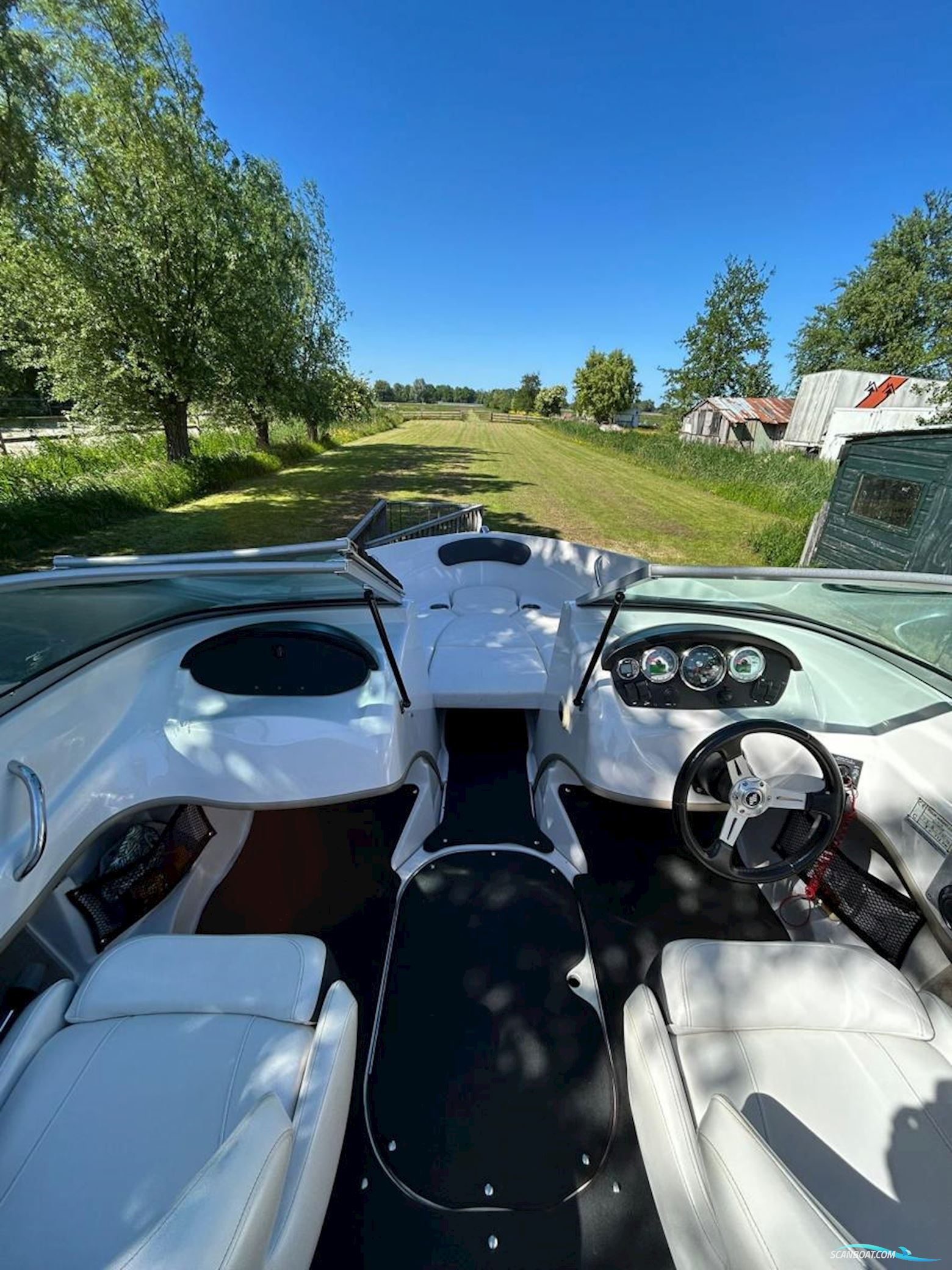 Four Winns H180 Bowrider Outboard