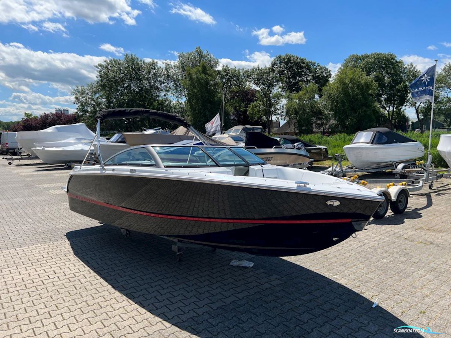 Four Winns H2 Bowrider 250 HP INBOARD