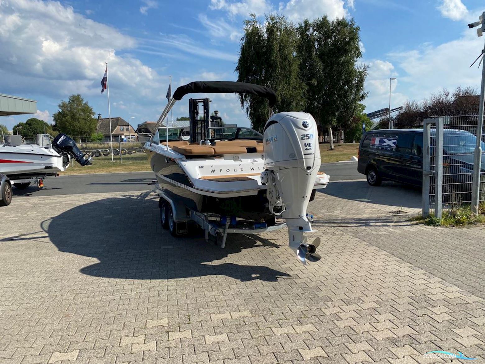 Four Winns H2 Outboard