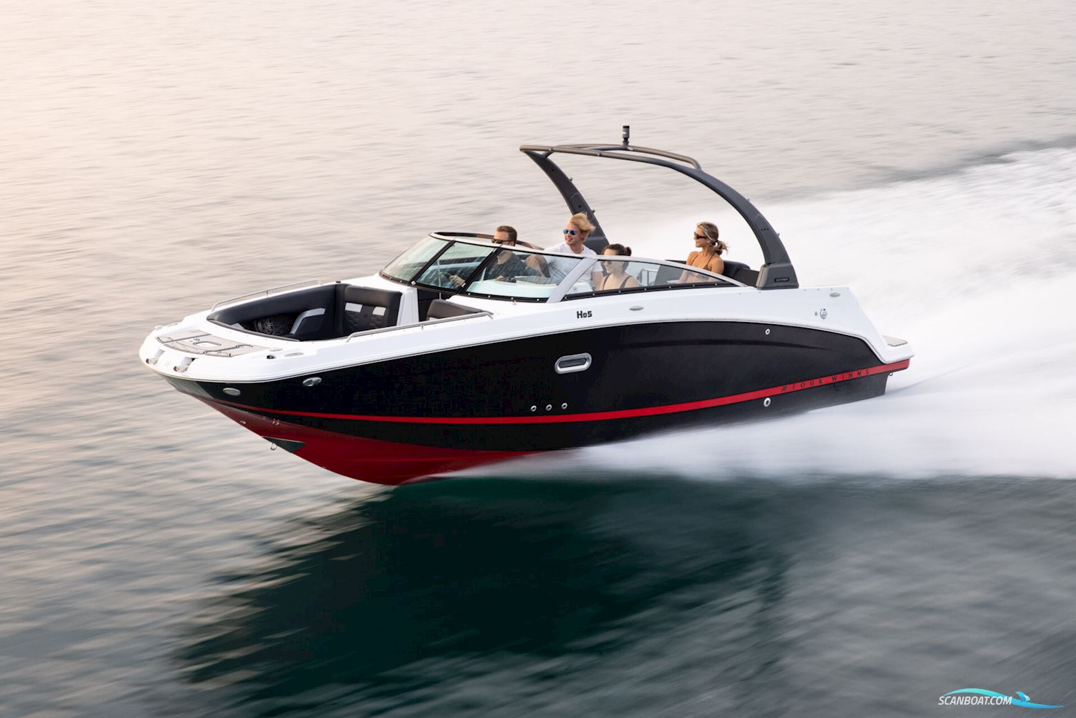 Four Winns HD5 OB Motorboot 2025, mit Mercury motor, Dänemark