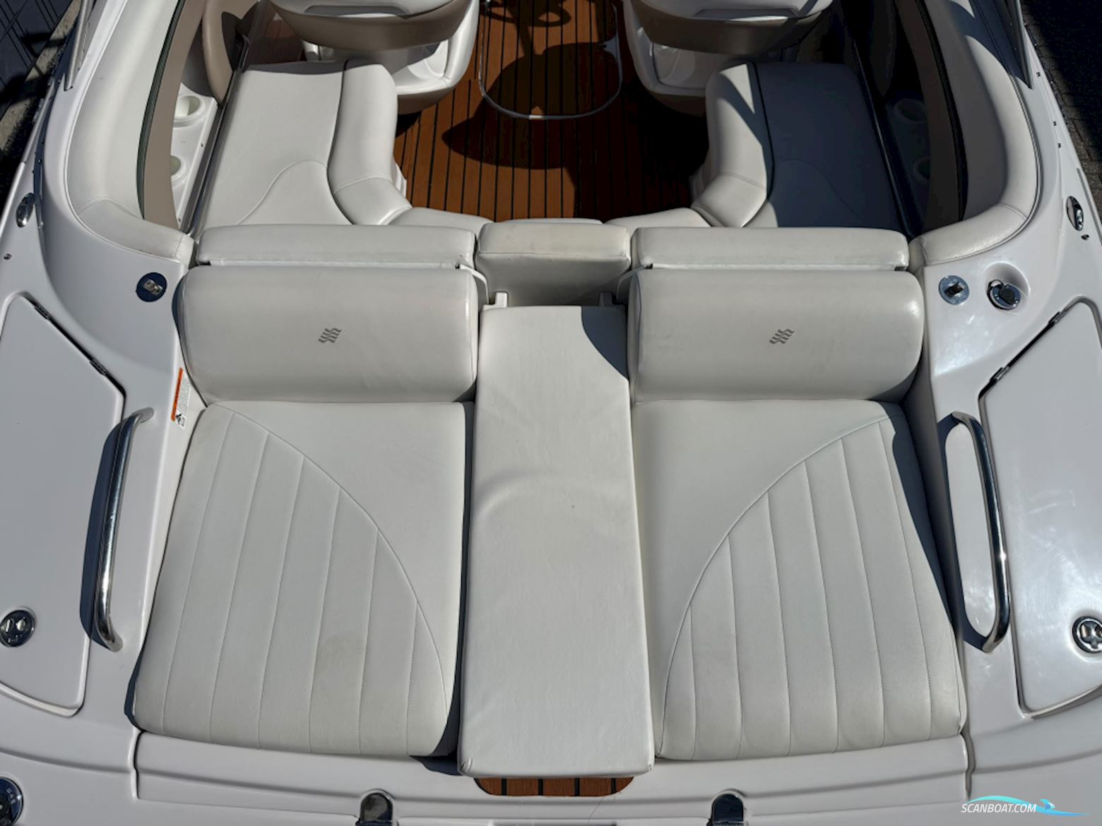 Four Winns Horizon 210