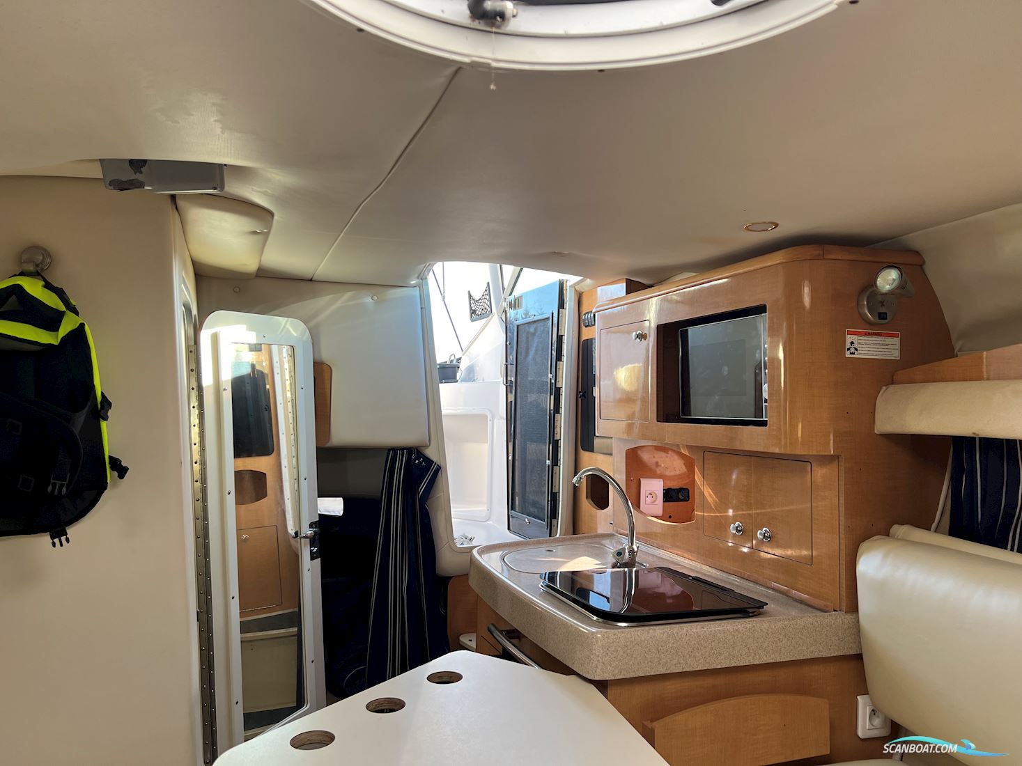 FOUR WINNS V285