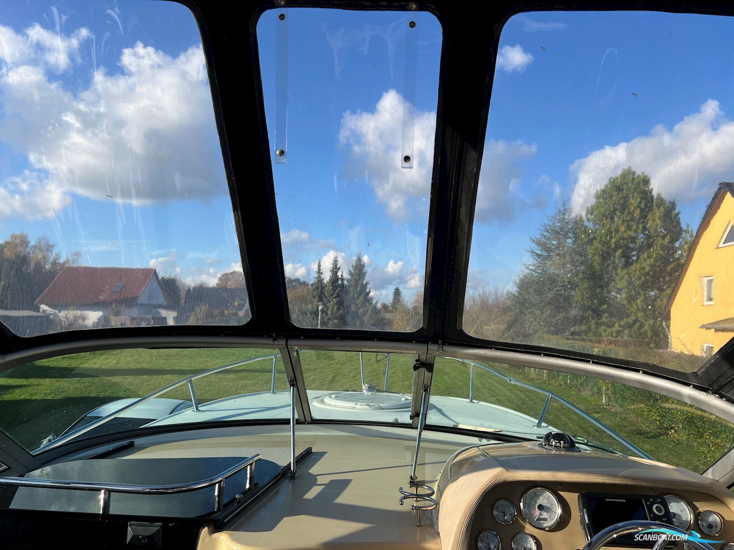 FOUR WINNS V285