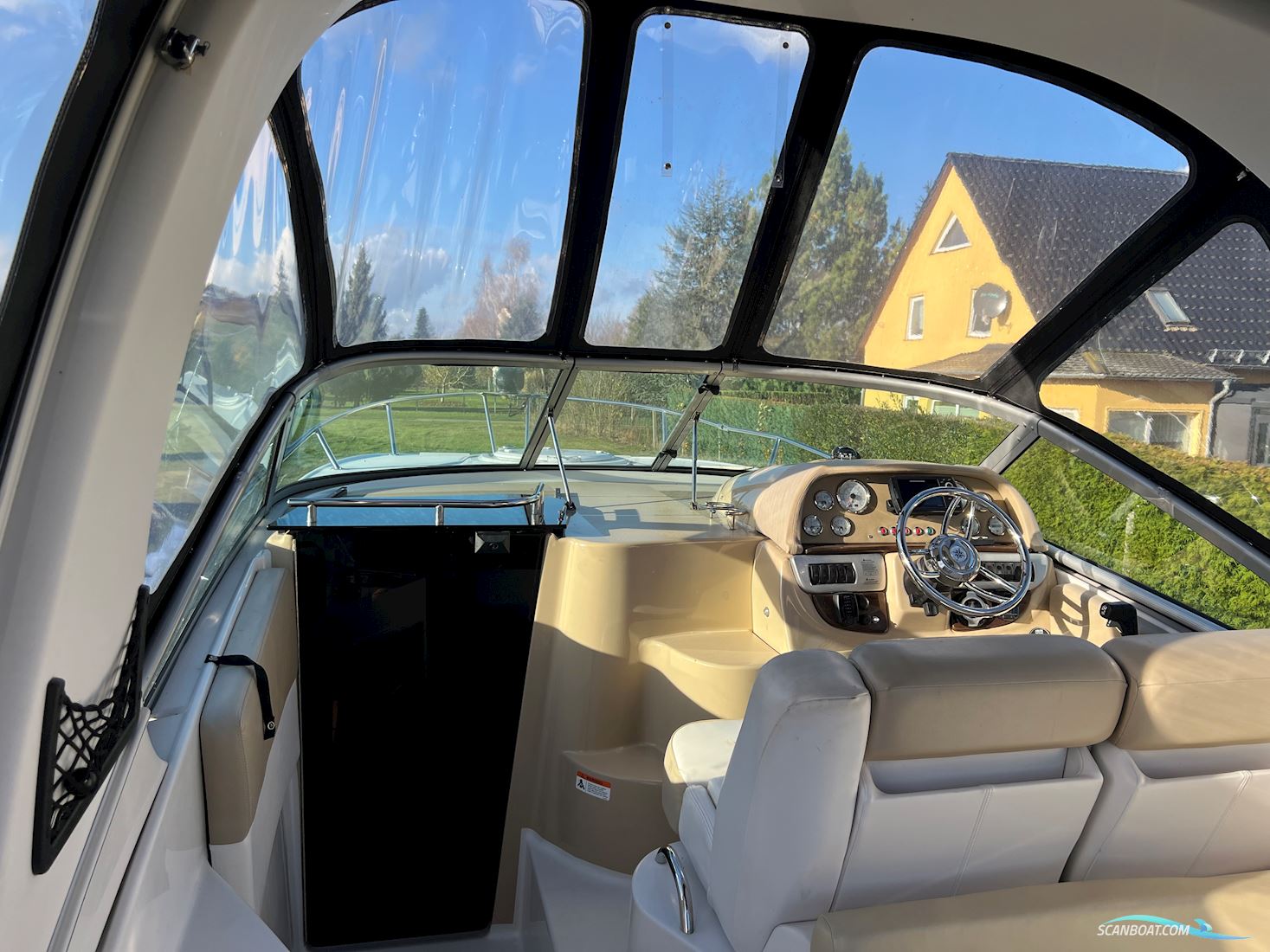 FOUR WINNS V285