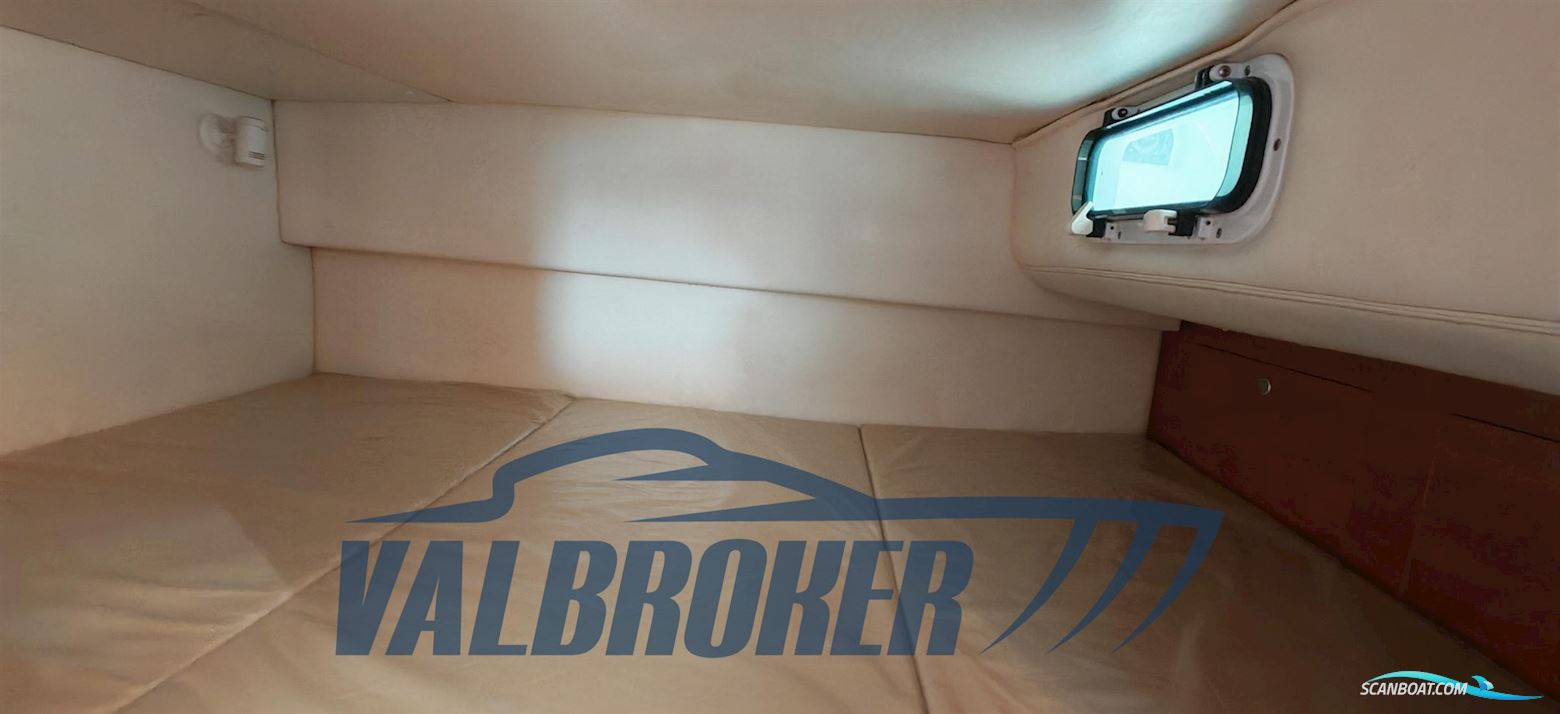 Four Winns Vista 248