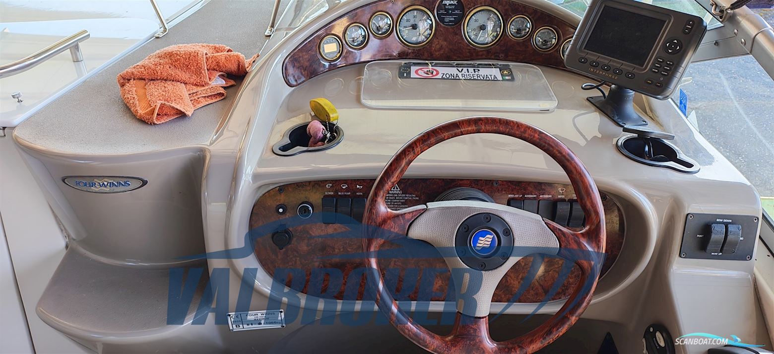 Four Winns Vista 248