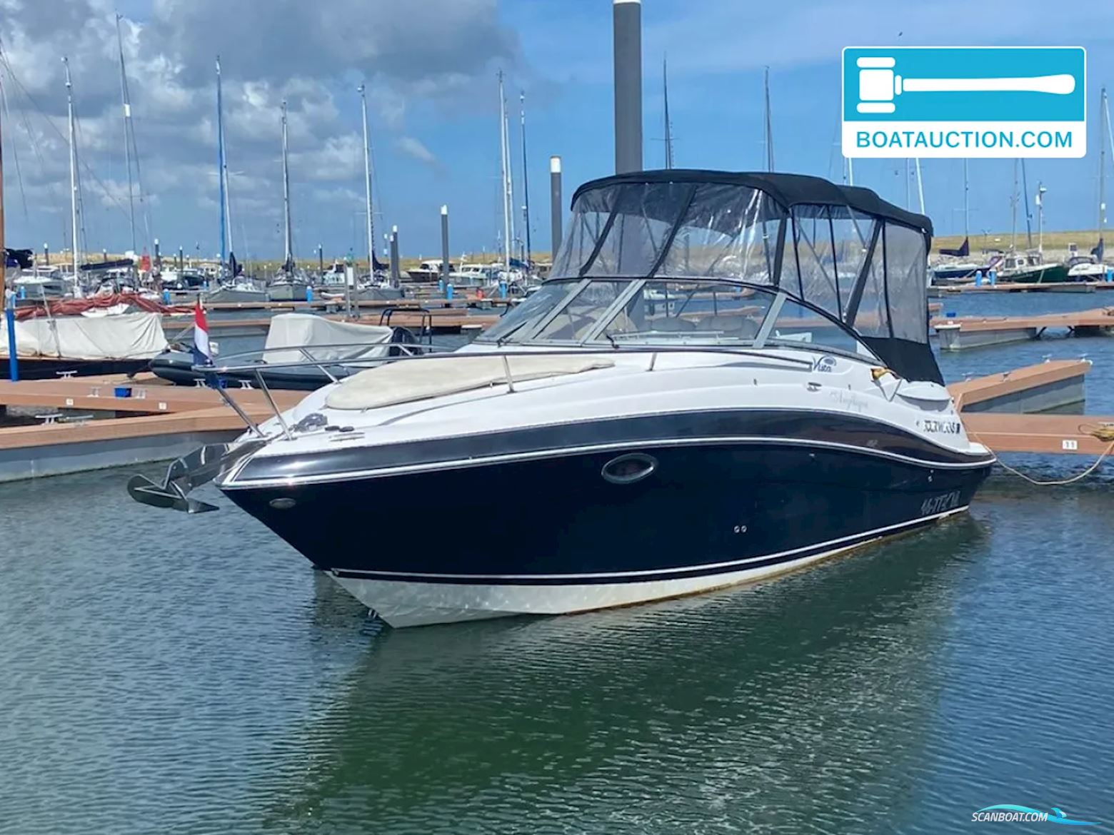 Four Winns Vista 258 Motorboot 2006, mit Volvo motor, Niederlande