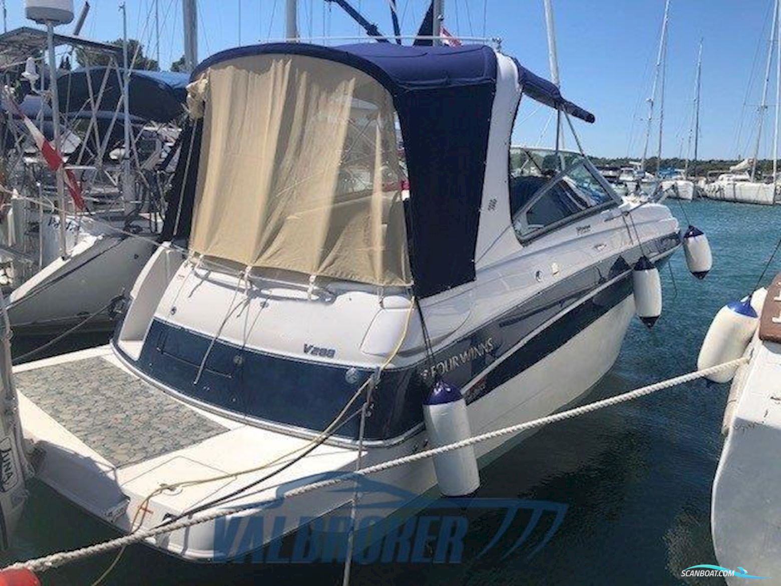 Four Winns Vista 288