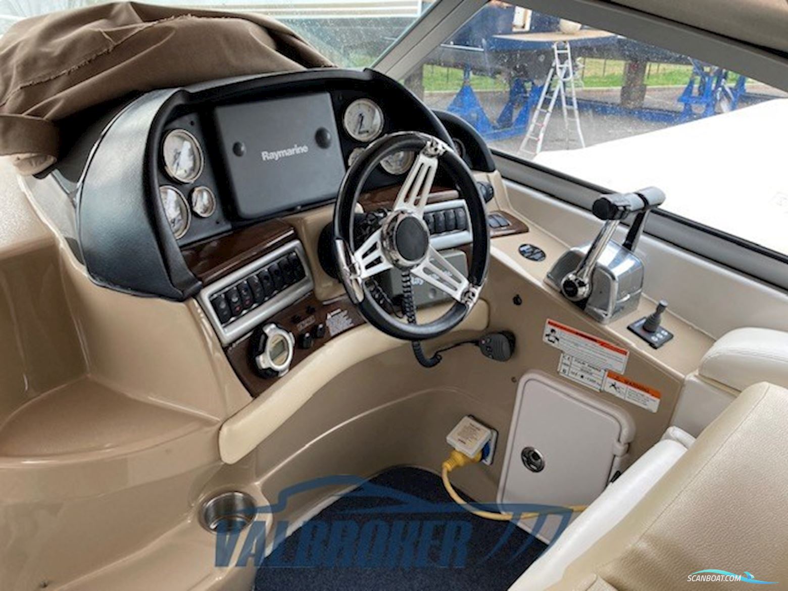 Four Winns Vista 288