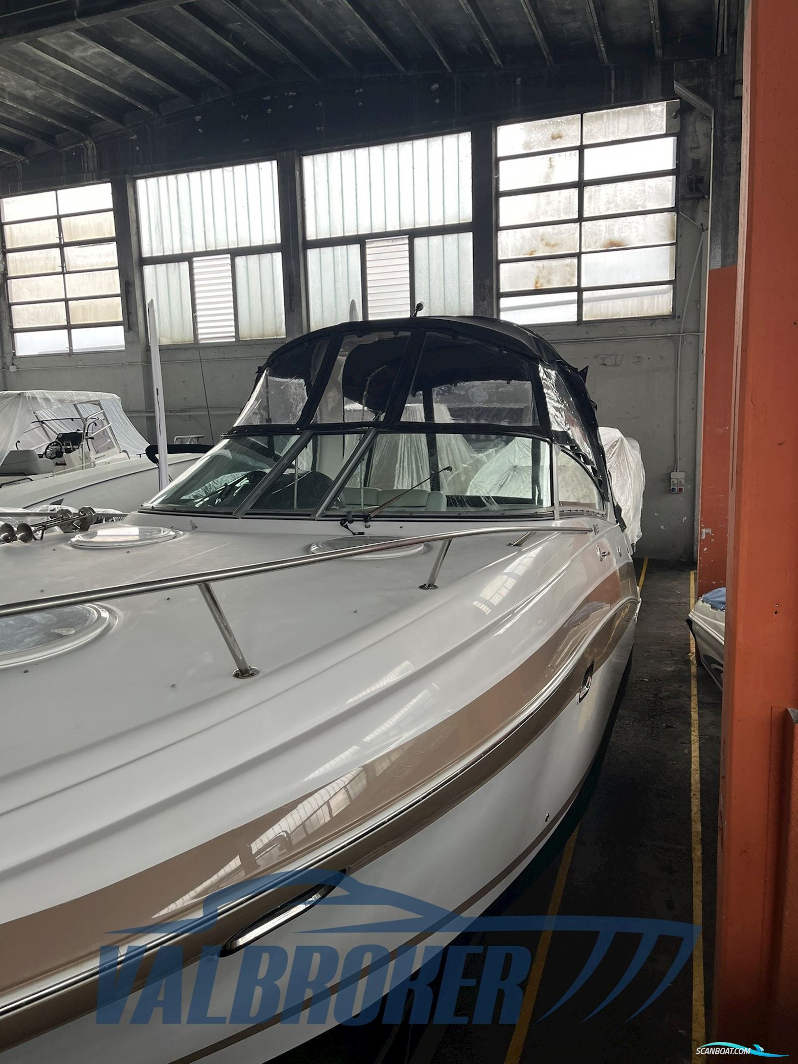 Four Winns Vista 288